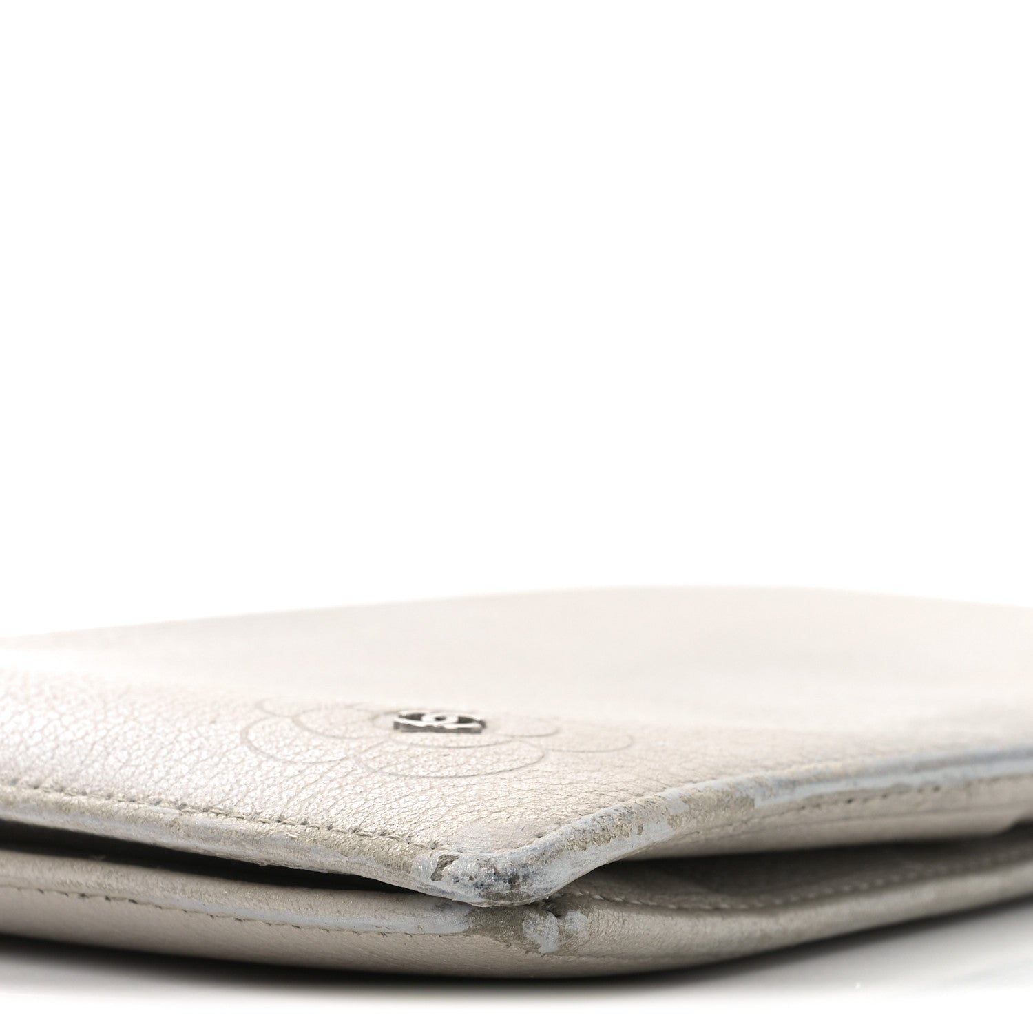 Metallic Goatskin Camellia Embossed Yen Wallet Silver