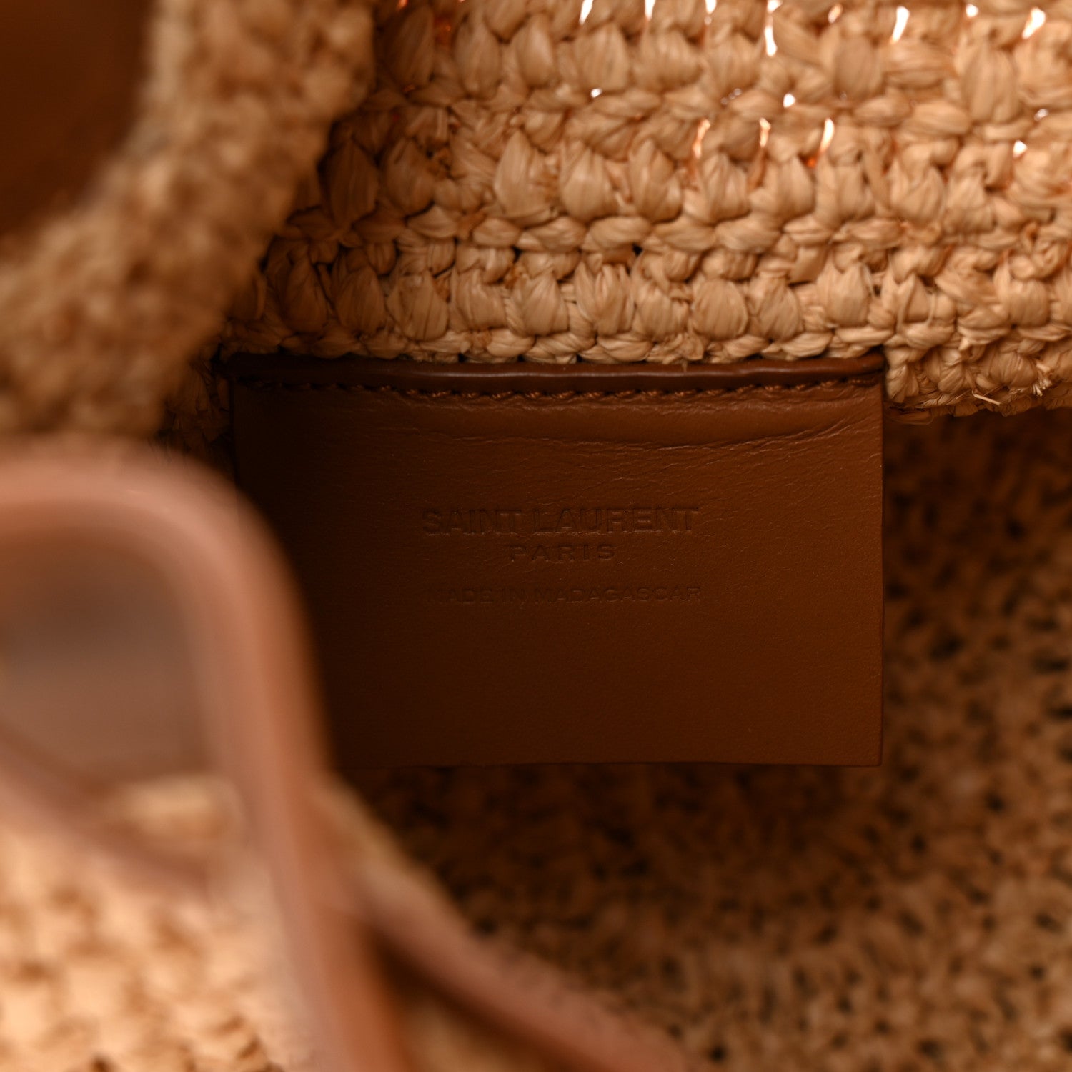 Raffia Calfskin Seau Bucket Naturel Brick