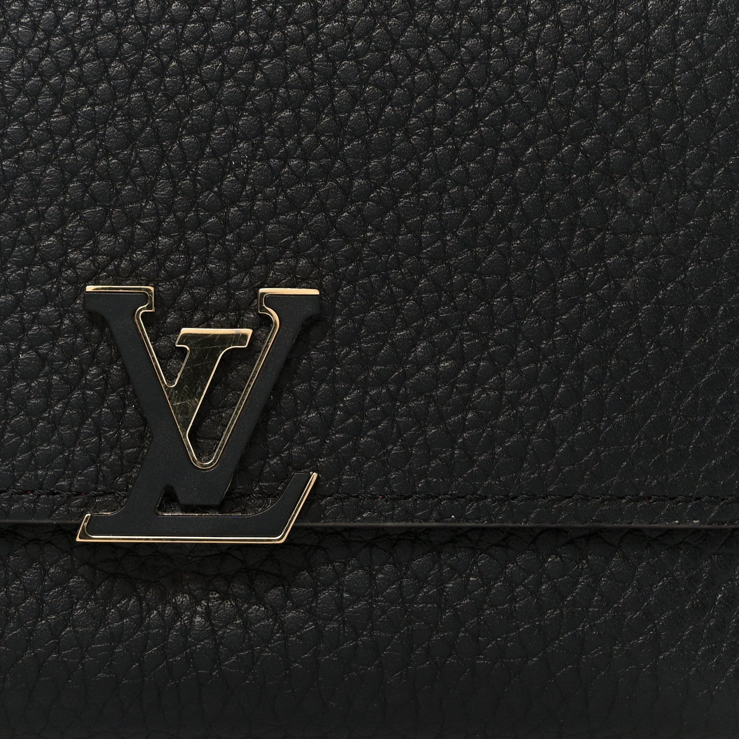 Taurillon Capucines Compact Wallet Black