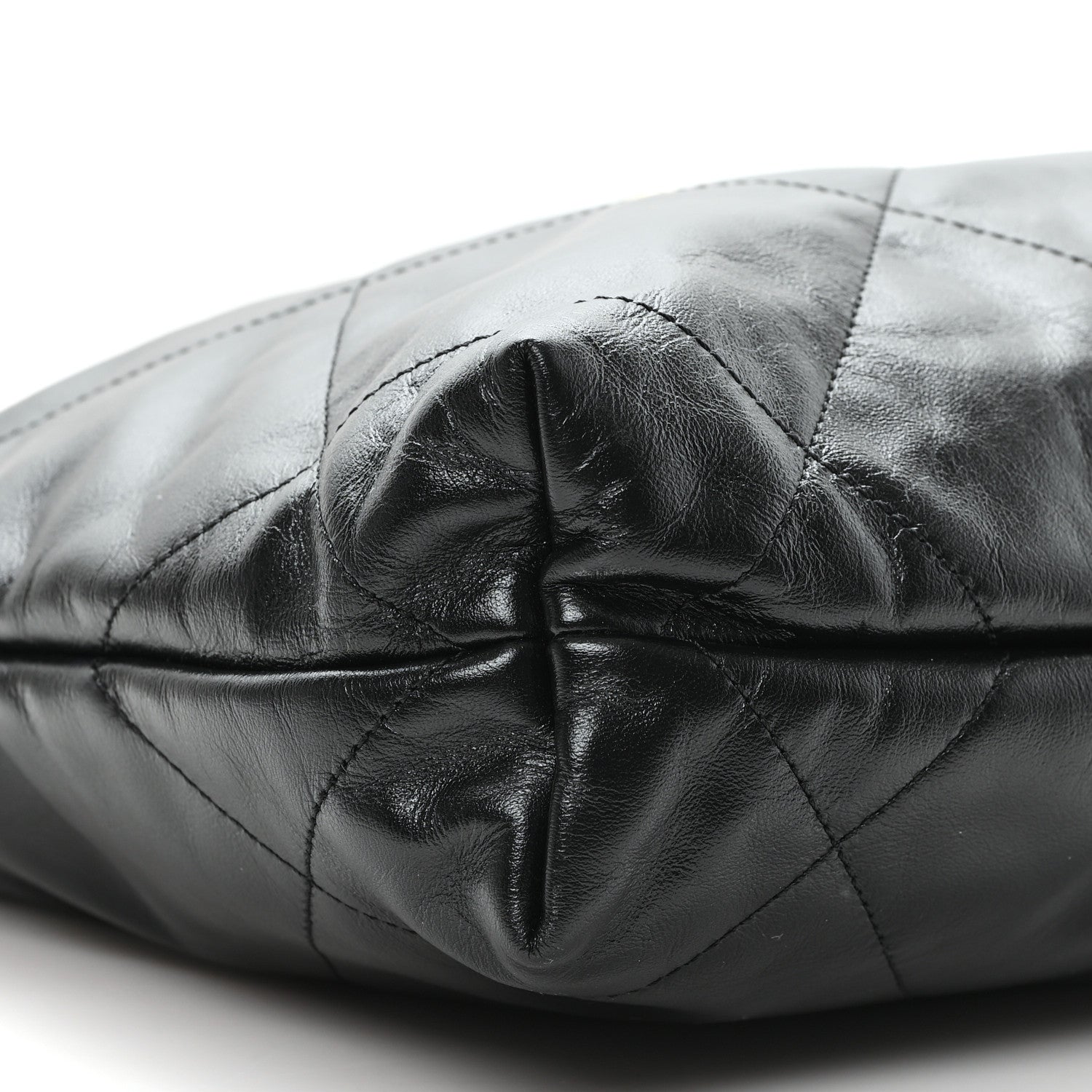 Shiny Calfskin Quilted Small Chanel 22 Black