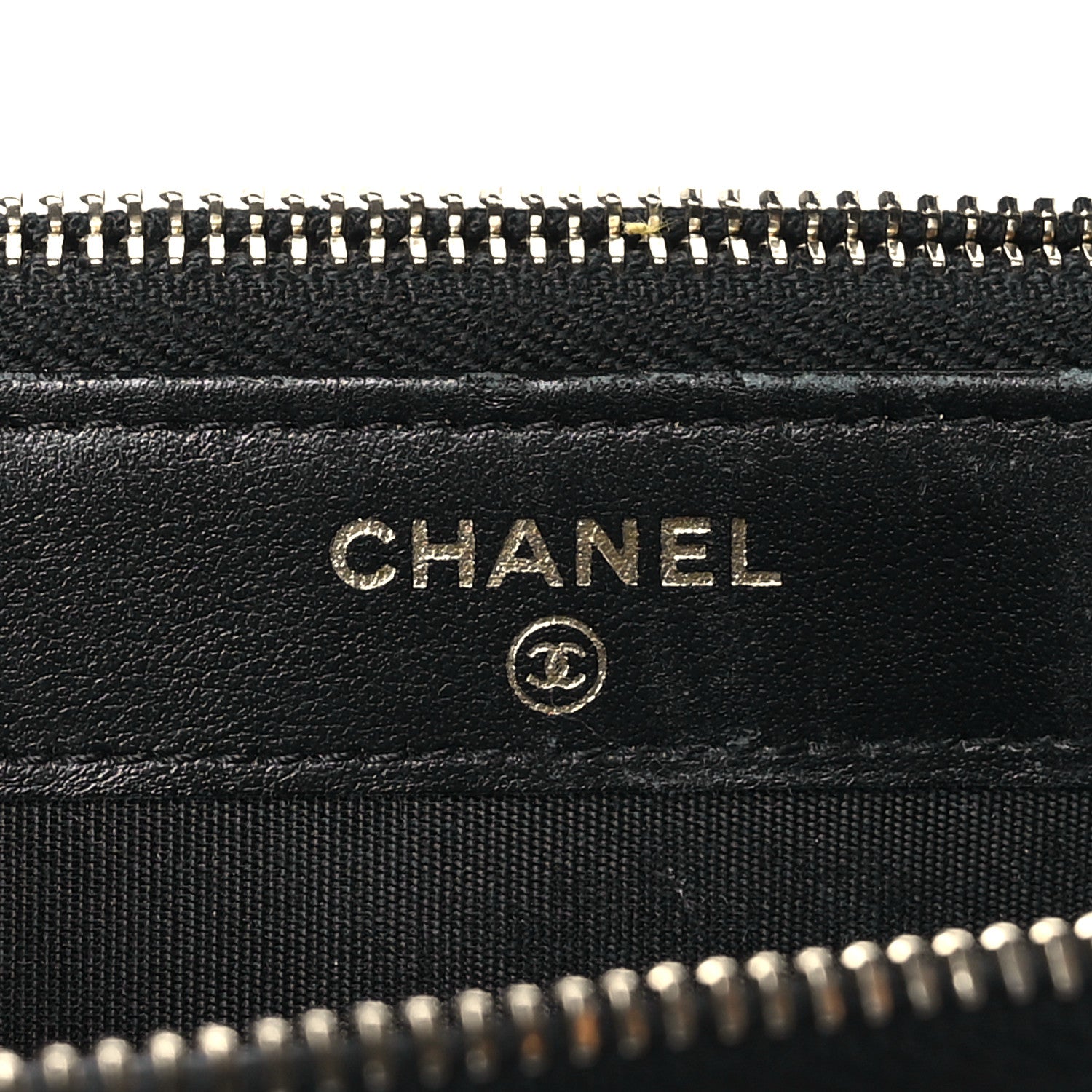 Caviar Quilted Small Boy Clutch With Chain Black