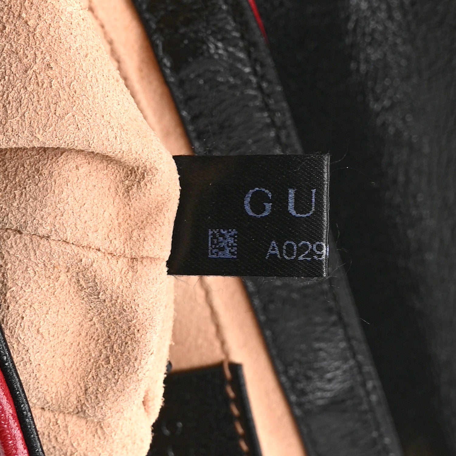 Vintage Effect Calfskin Matelasse Diagonal Striped Mini Torchon GG Marmont Shoulder Bag Black Beige