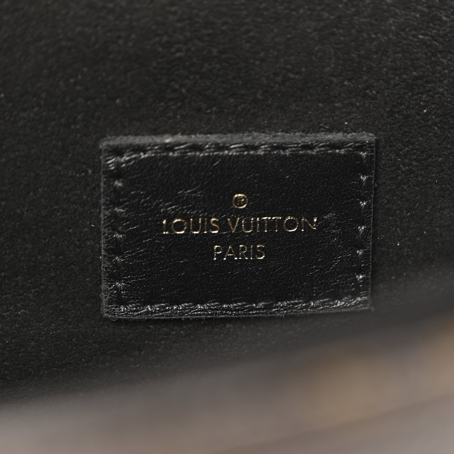 Reverse Monogram Pochette Metis