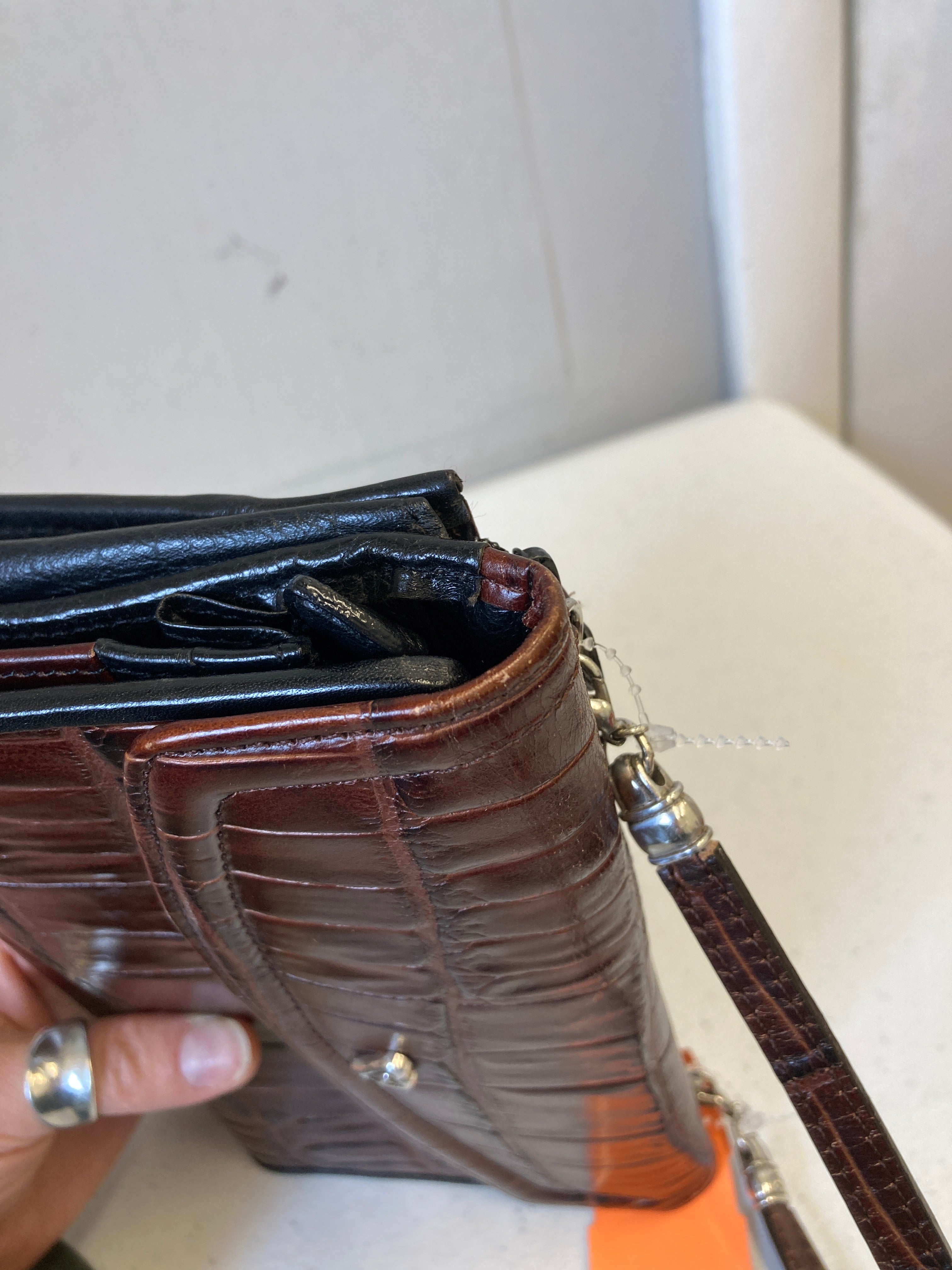 Crossbody Leather By Brighton In Brown, Size:Small