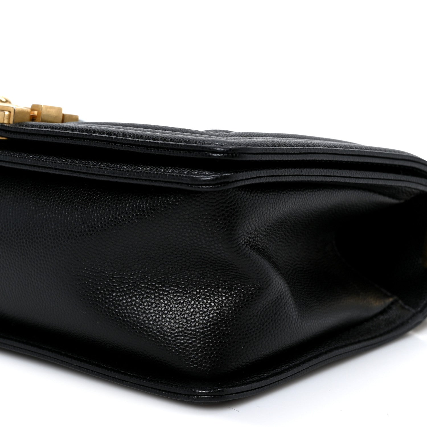 Caviar Quilted Medium Boy Flap Black