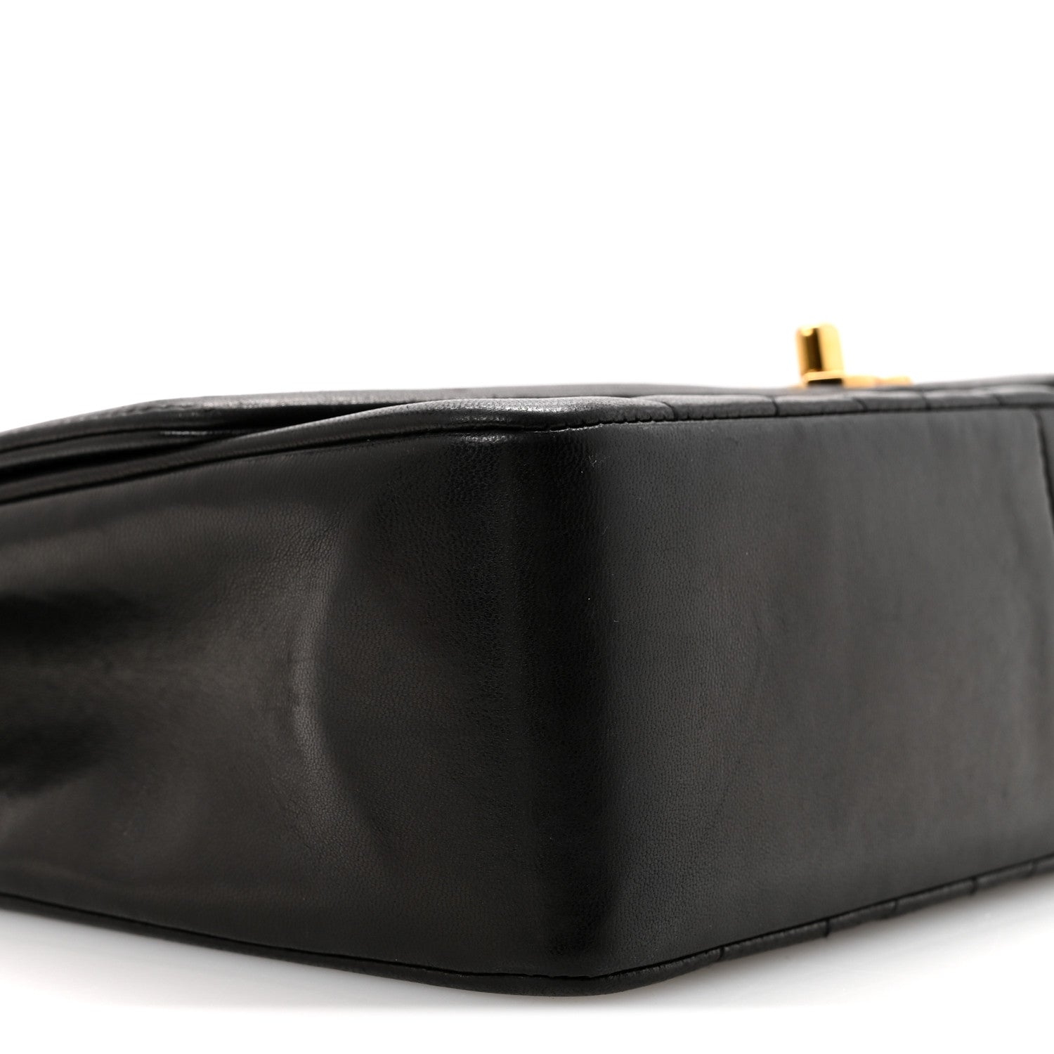 Lambskin Quilted Medium Single Flap Black