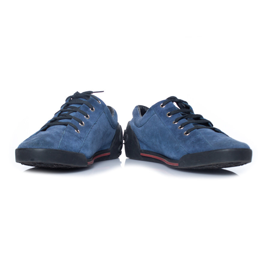 Men's Gucci Blue suede trainers