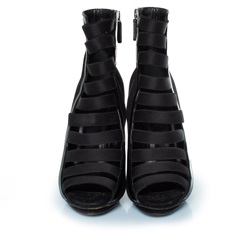 Women's Gucci Olimpia patent and suede strap sandals