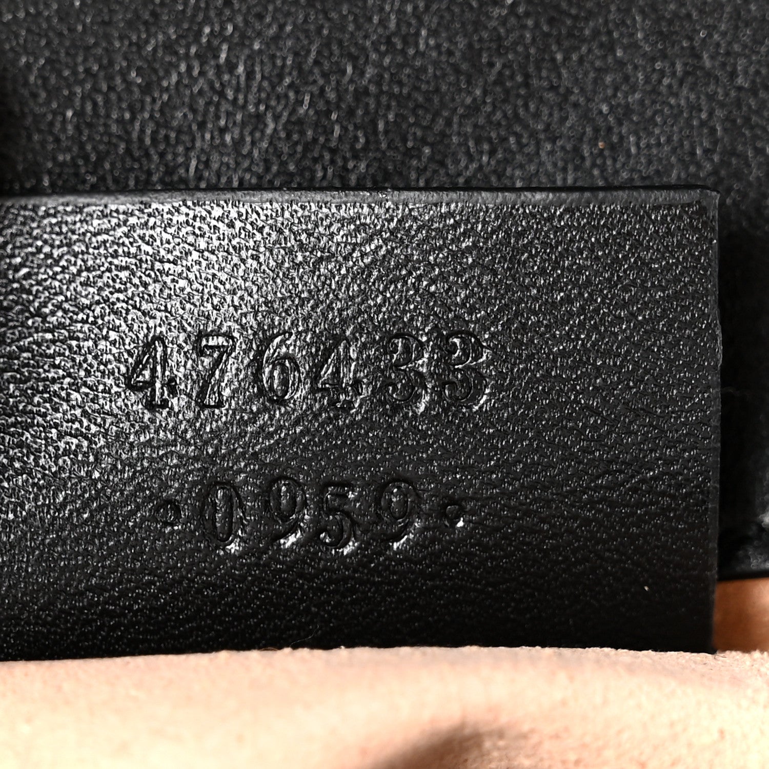 Calfskin Matelasse Super Mini GG Marmont Shoulder Bag Black