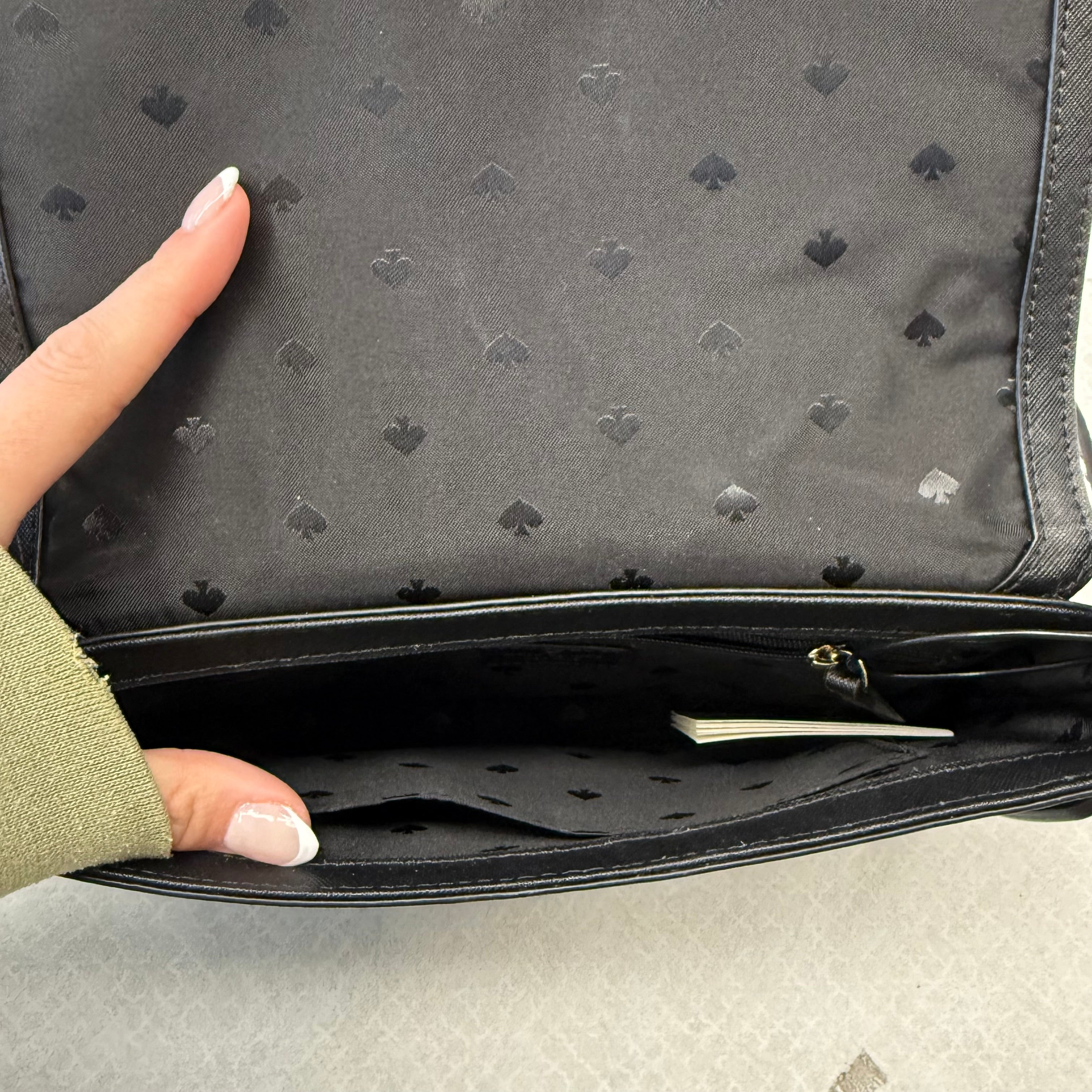 Handbag Designer By Kate Spade, Size: Medium