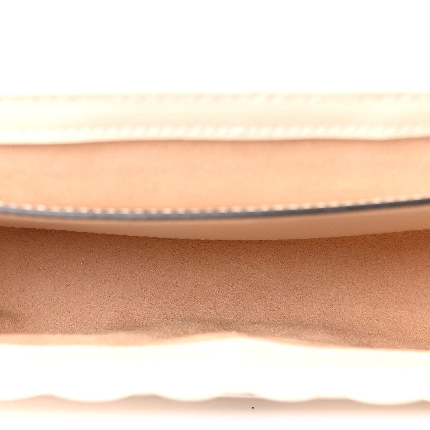 Calfskin Matelasse Aria Small GG Marmont Shoulder Bag Mystic White