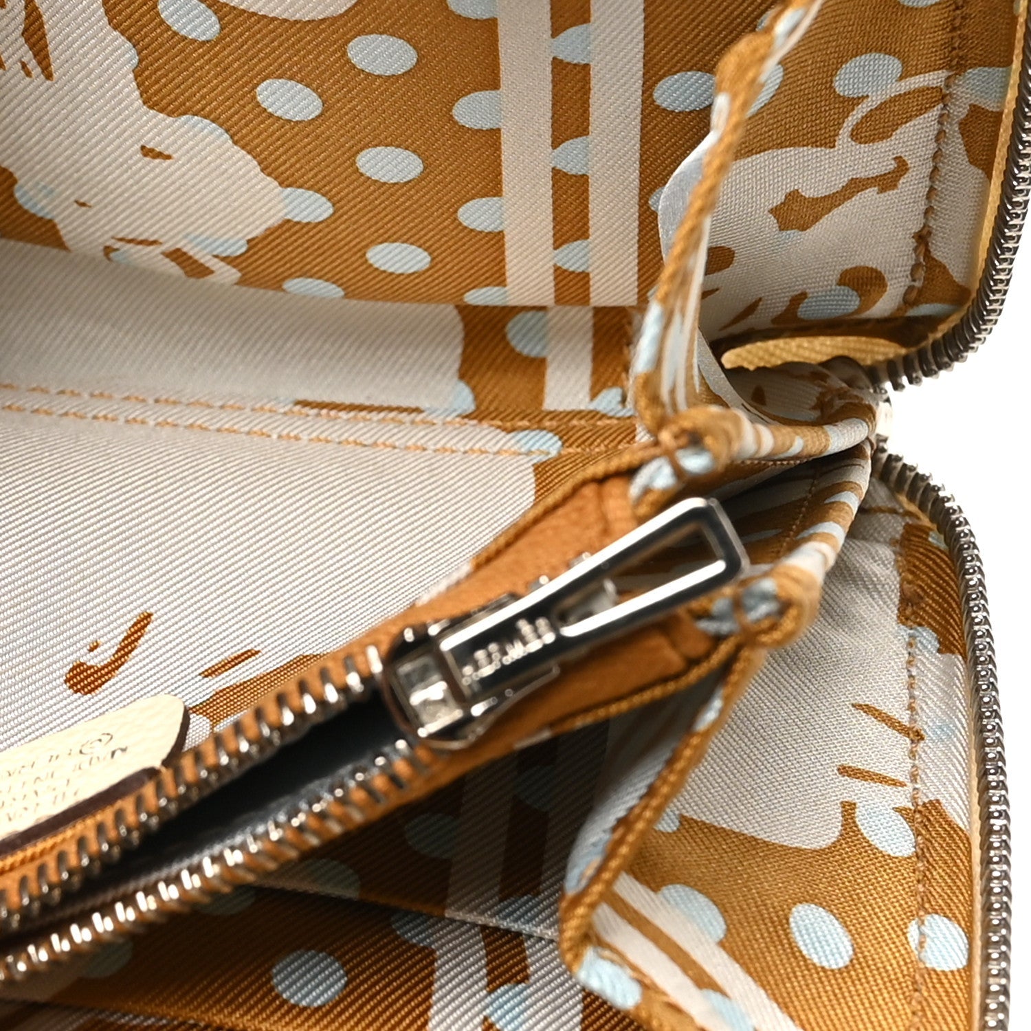 Epsom Silk'In Compact Wallet Nata