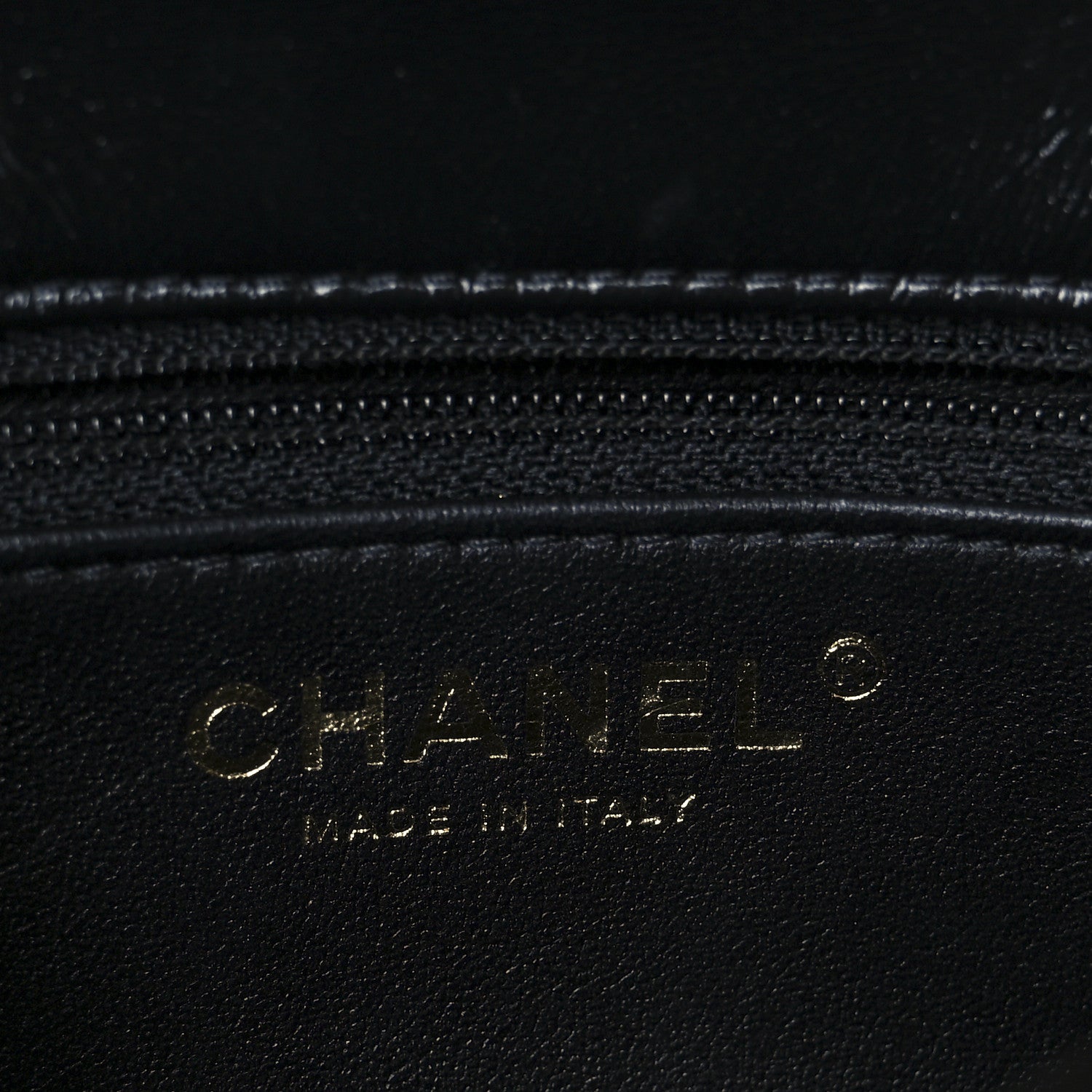 Shiny Lambskin Quilted Golden Links Top Handle Flap Black