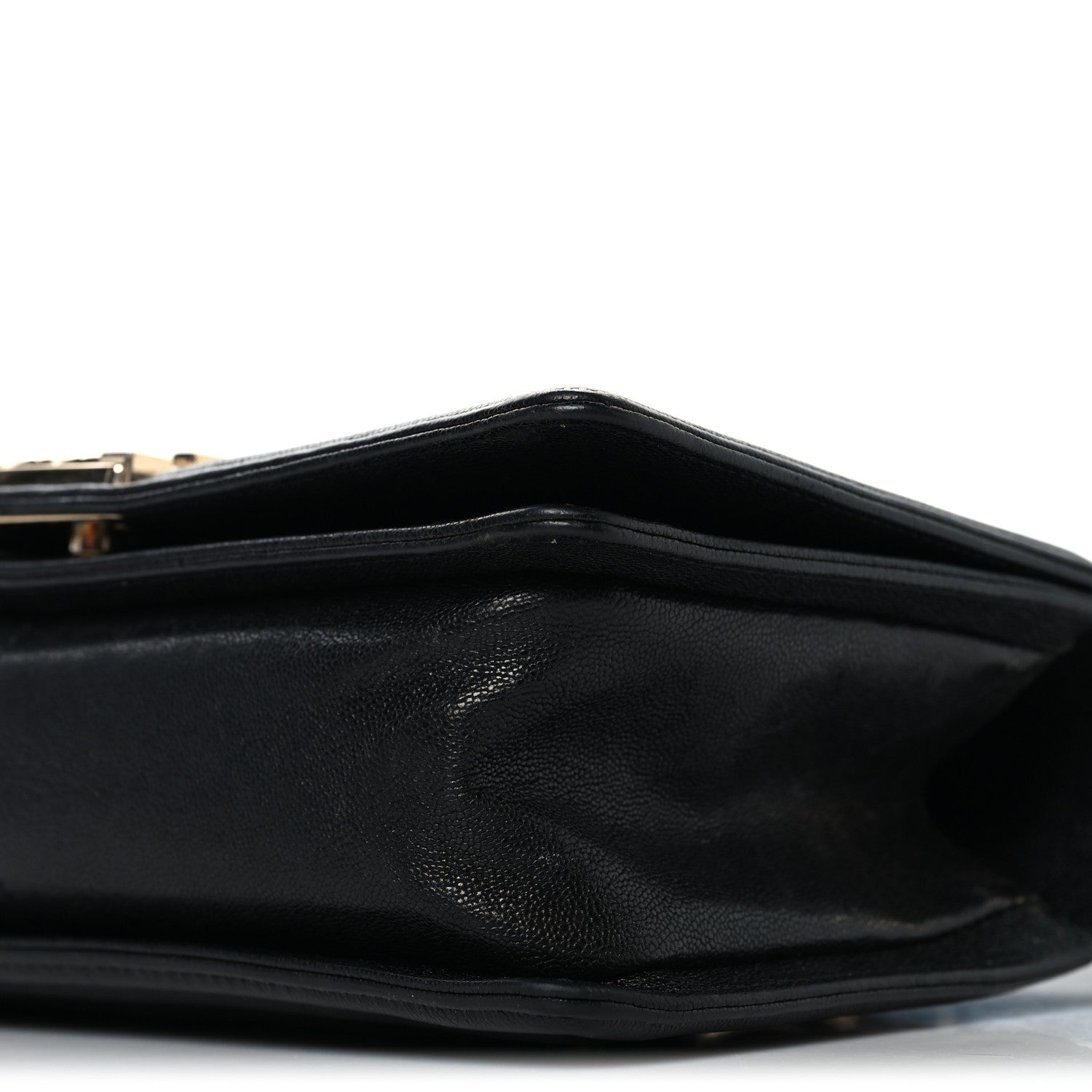 Caviar Chevron Quilted Medium Boy Flap Black