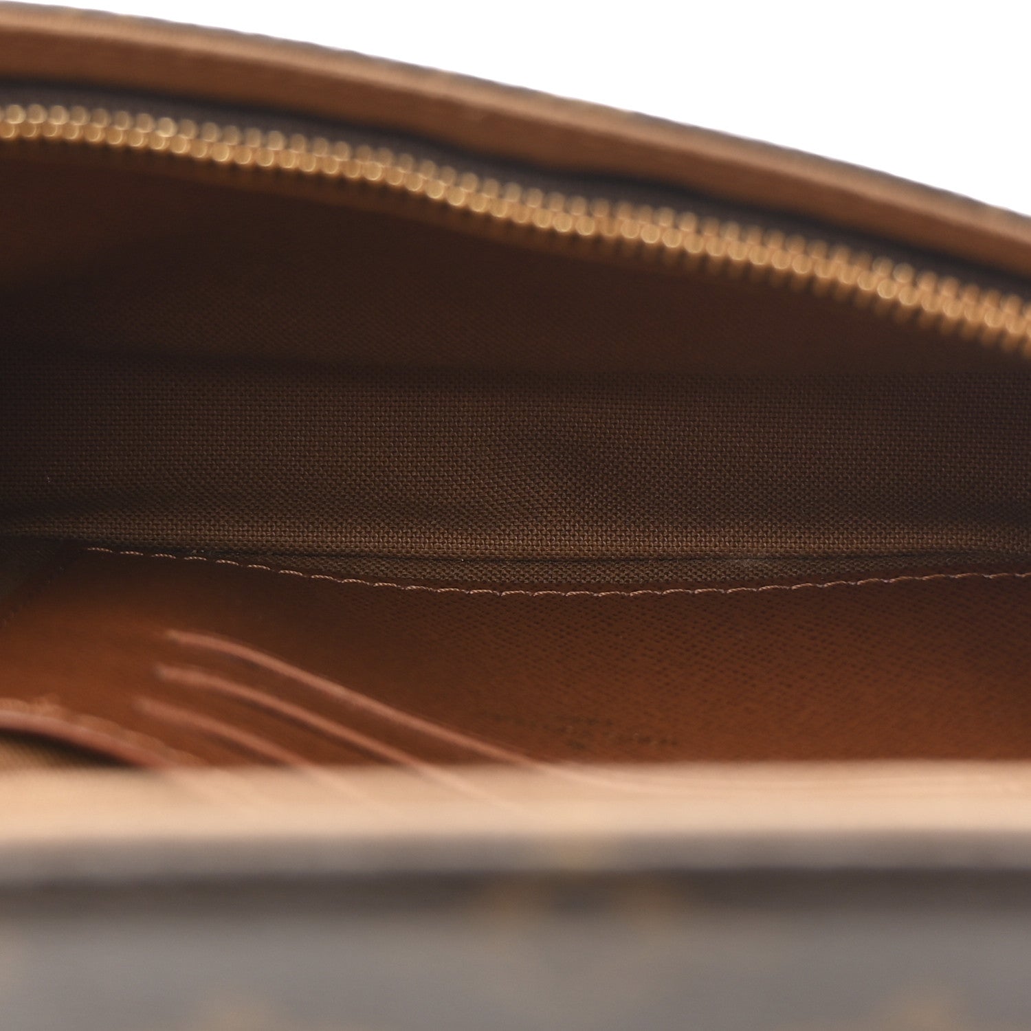 Monogram Ivy Wallet On Chain