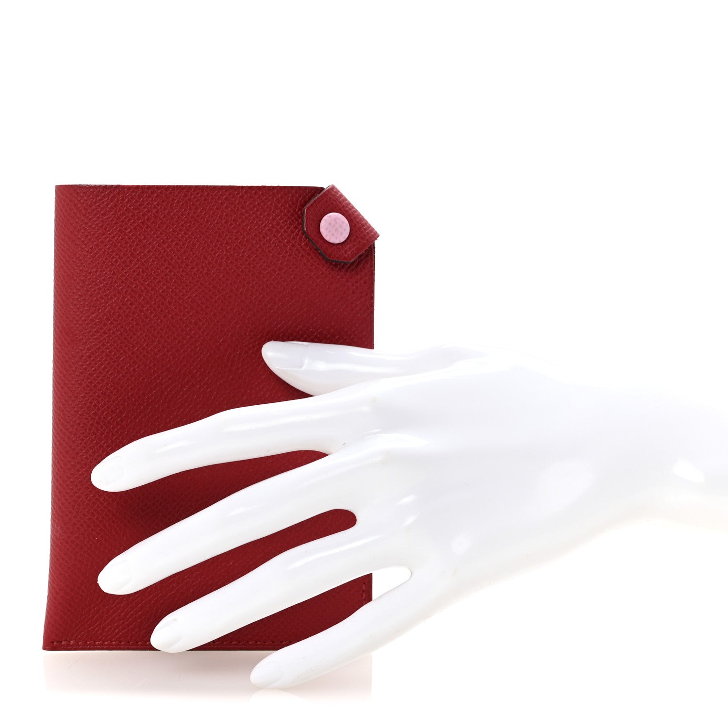 Epsom Tarmac Dot PM Passport Holder Rouge Grenat
