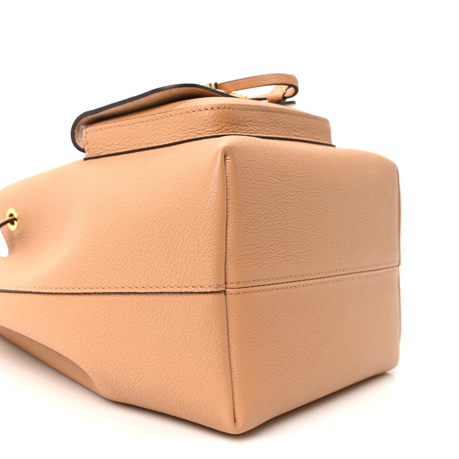 Calfskin Lockme Bucket MM Arizona Beige