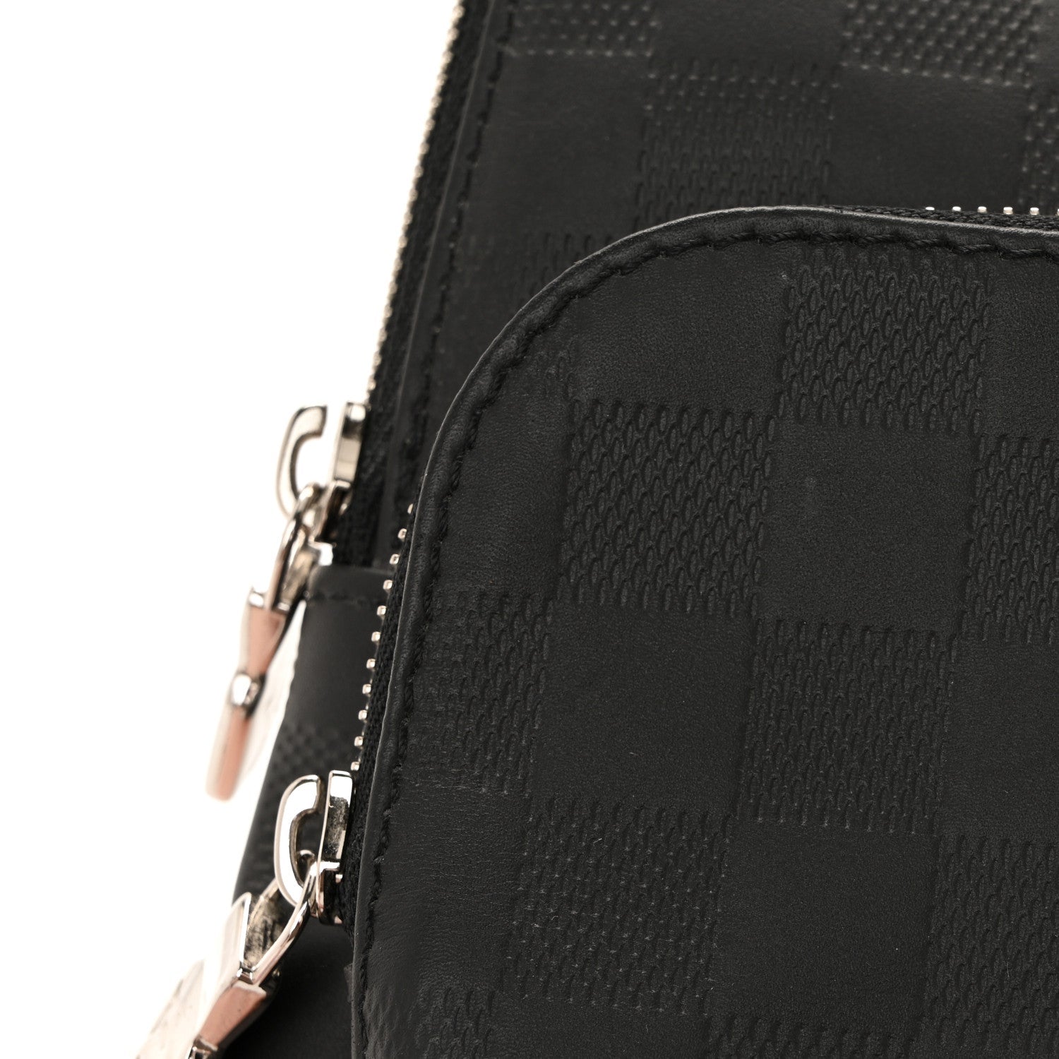 Damier Infini Avenue Sling Bag Onyx