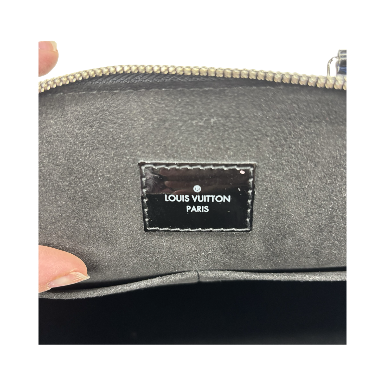 Handbag Luxury Designer By Louis Vuitton In Black, Size:Large