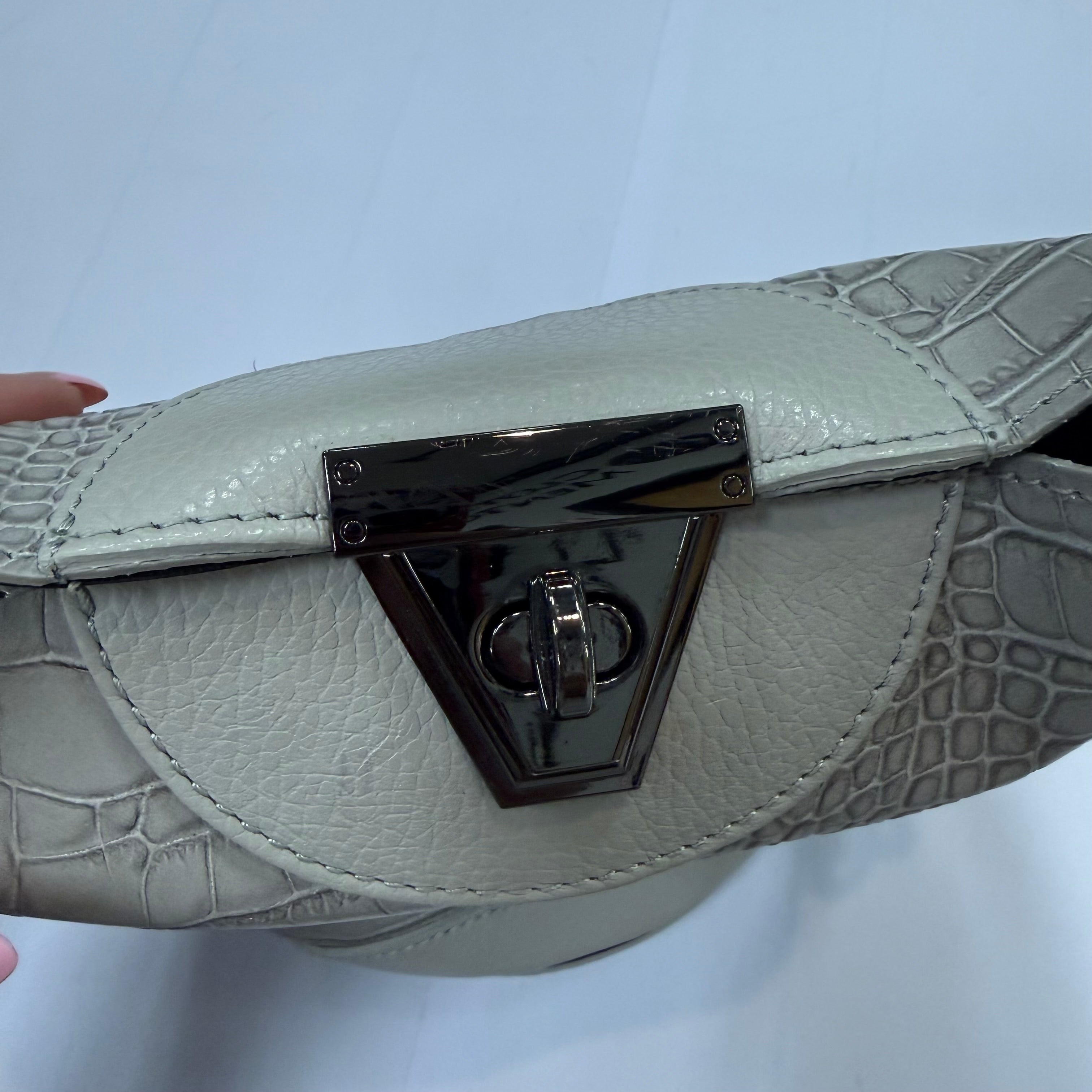 Crossbody Leather By Clothes Mentor, Size: Small
