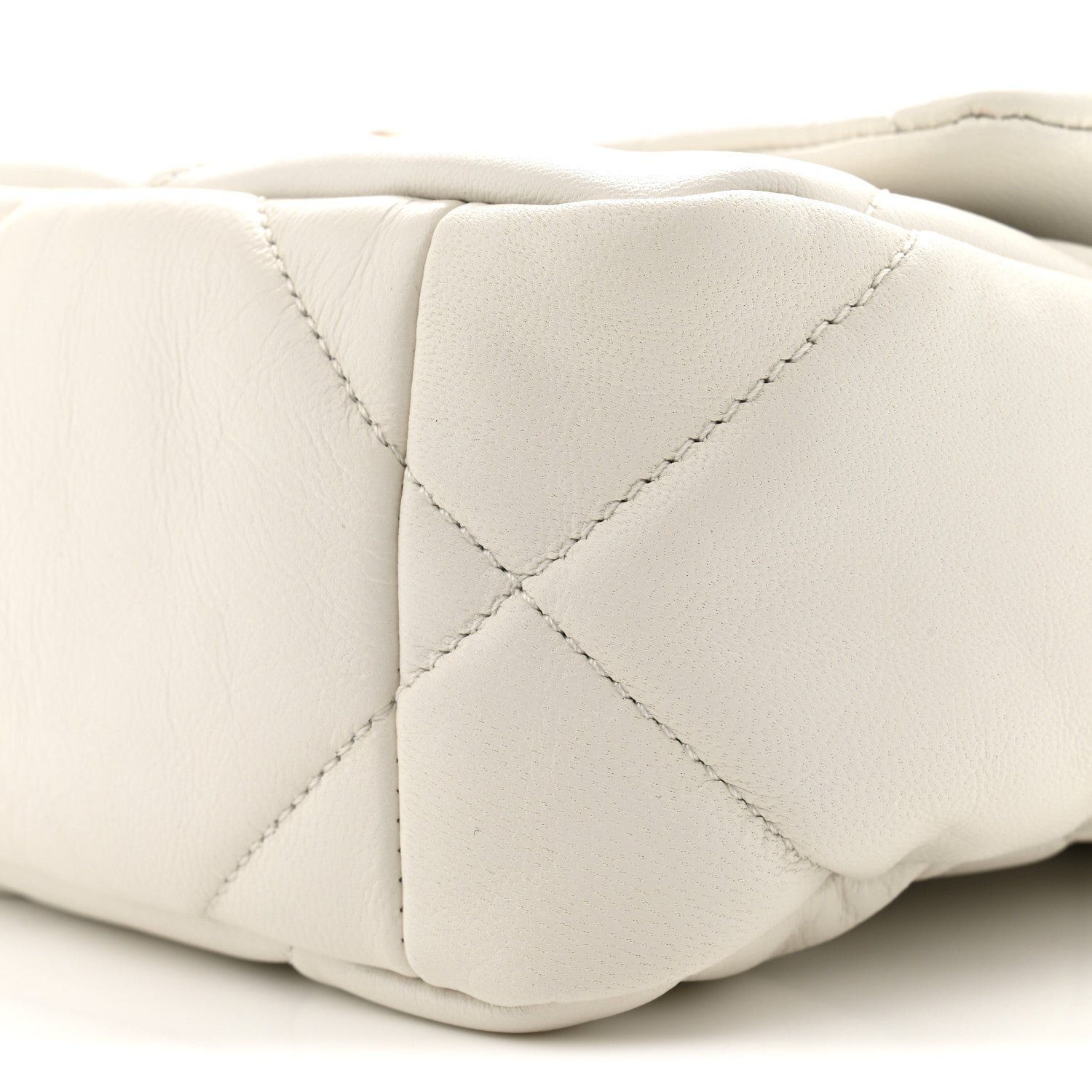 Goatskin Quilted Medium Chanel 19 Flap White