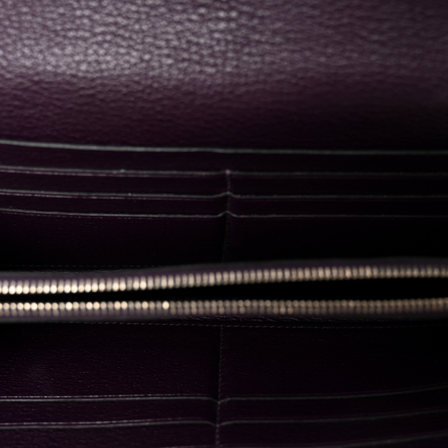 Shiny Alligator Kelly Longue Wallet Amethyst