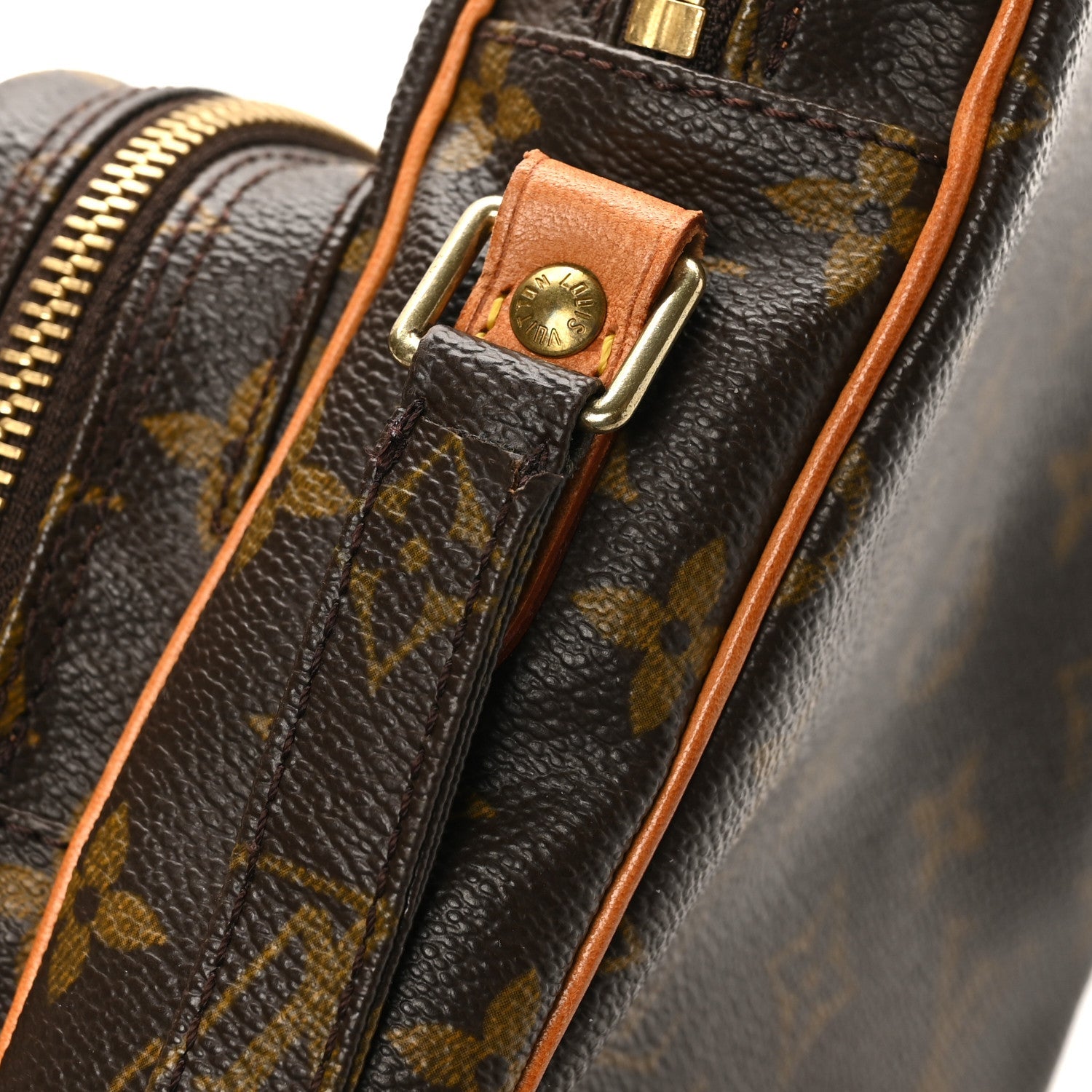 Monogram Amazone