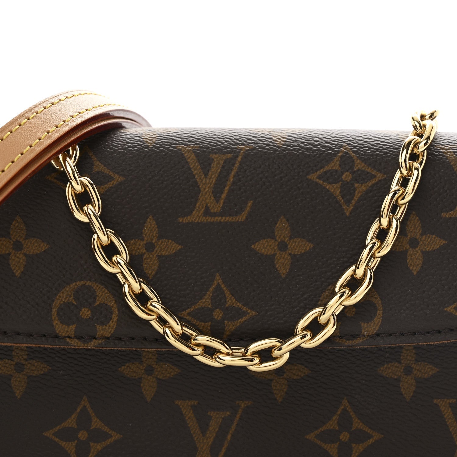 Monogram Ivy Wallet On Chain
