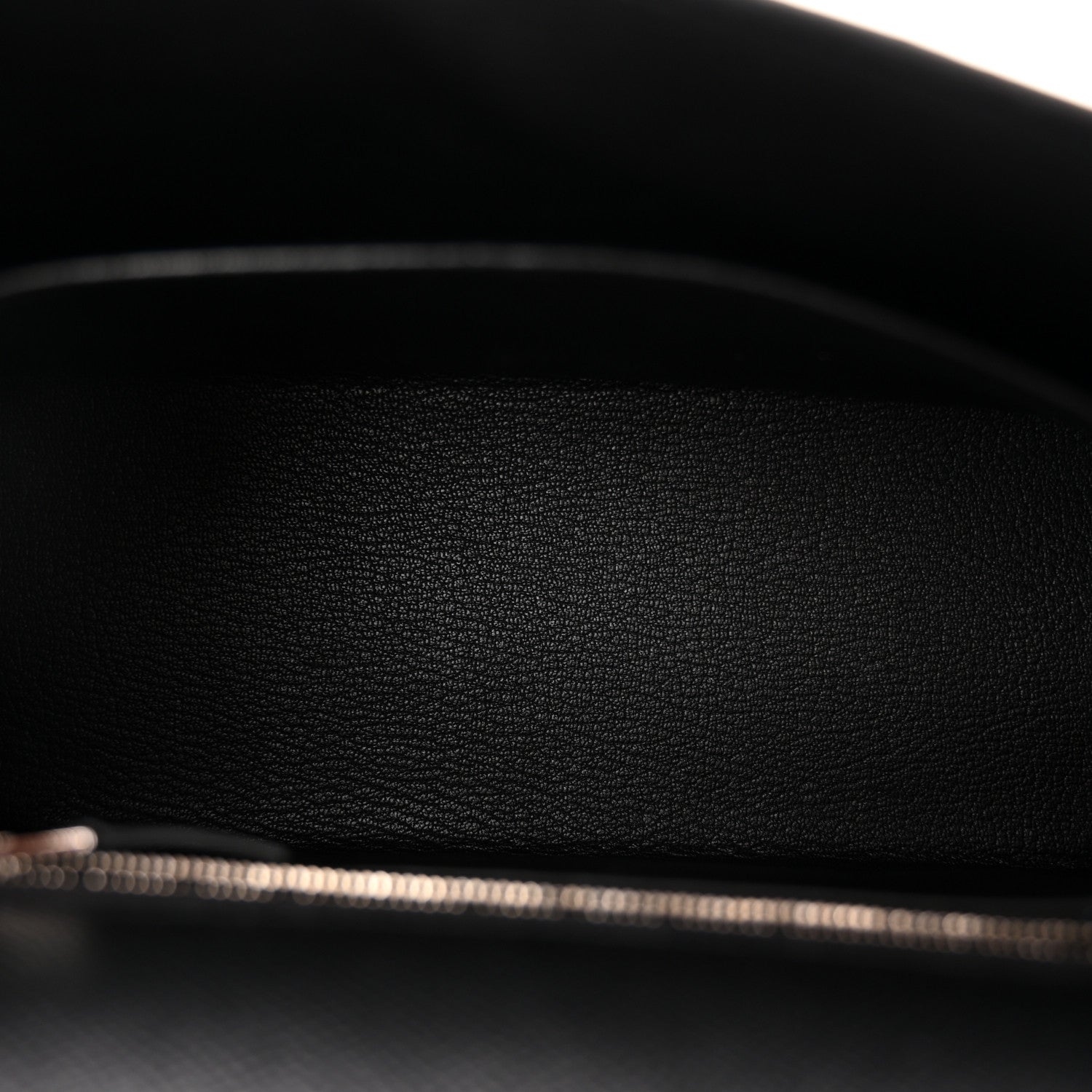 Epsom Kelly Sellier 25 Black