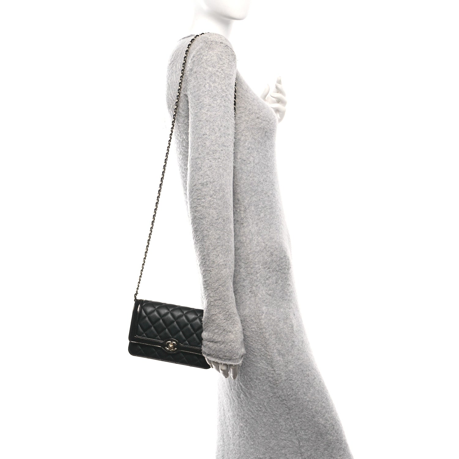 Lambskin Patent Calfskin Quilted Hold The Line CC Wallet On Chain WOC Black