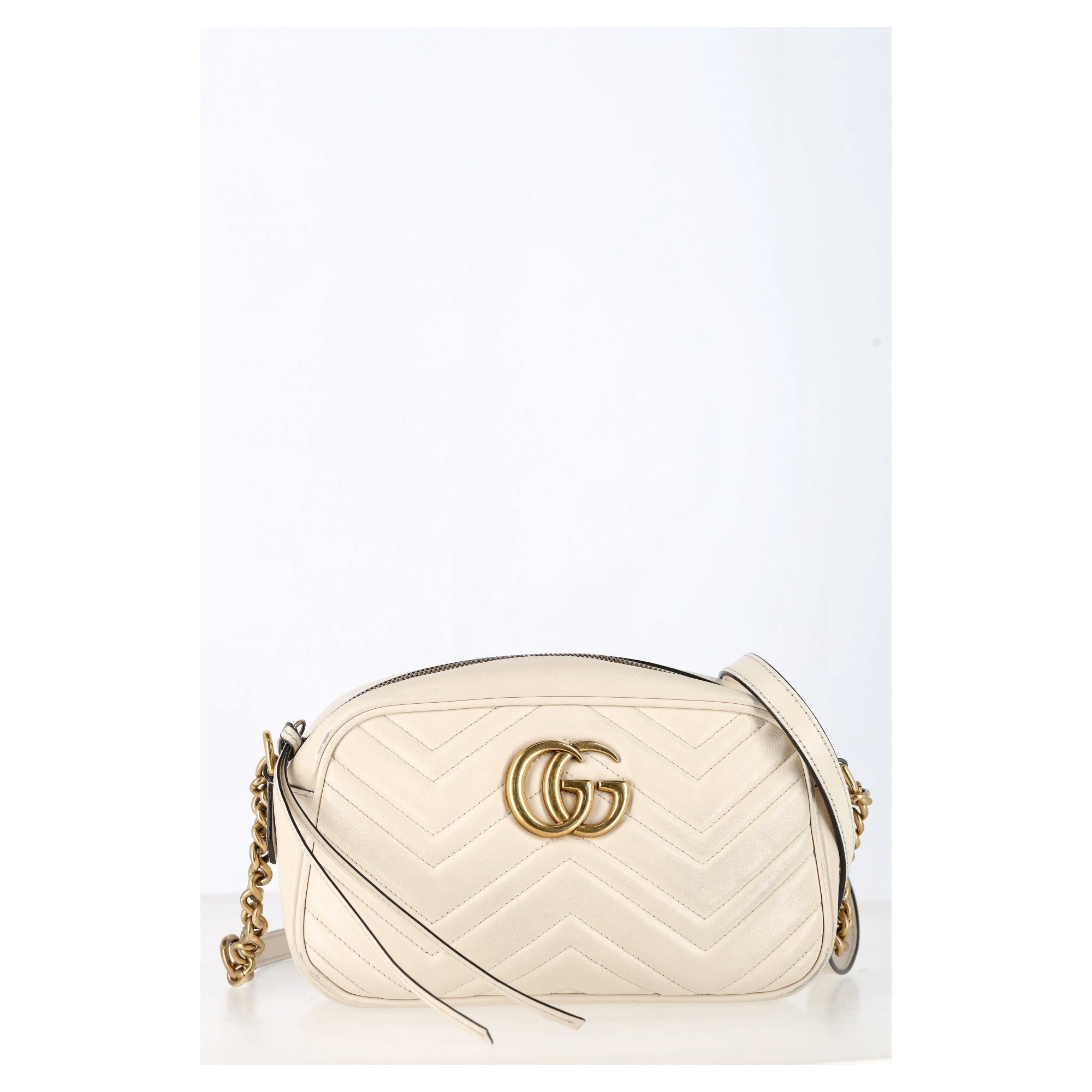 GG Marmont Shoulder Bag Matelasse Leather Small