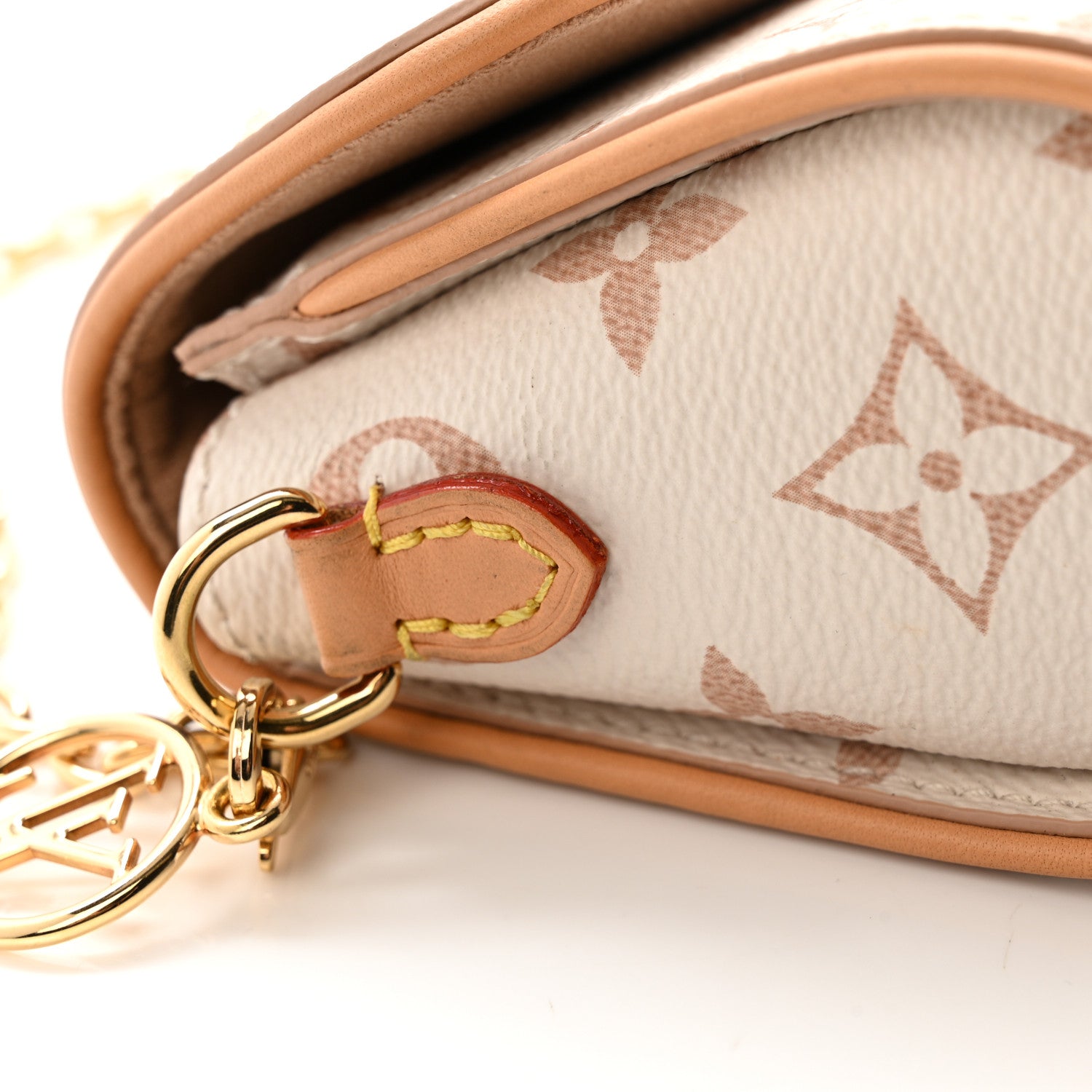 Monogram Pochette Camille Dune