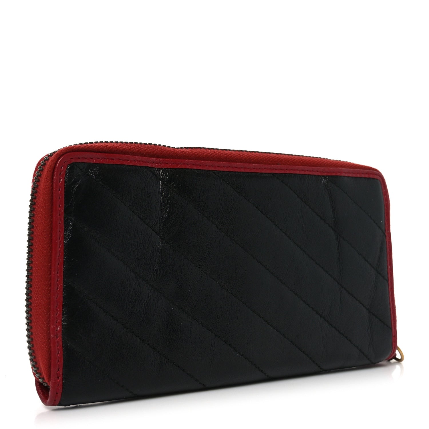 Vintage Effect Calfskin Matelasse Diagonal Torchon GG Marmont Zip Around Wallet Black Romantic Cherry