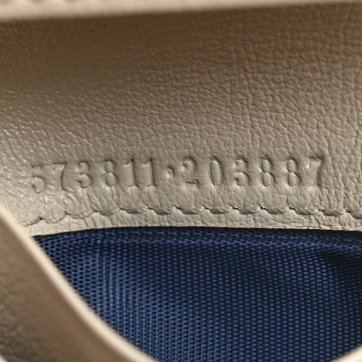 Vintage Effect Calfskin Matelasse Diagonal Torchon GG Marmont Card Case Wallet Mystic White Blue Agata