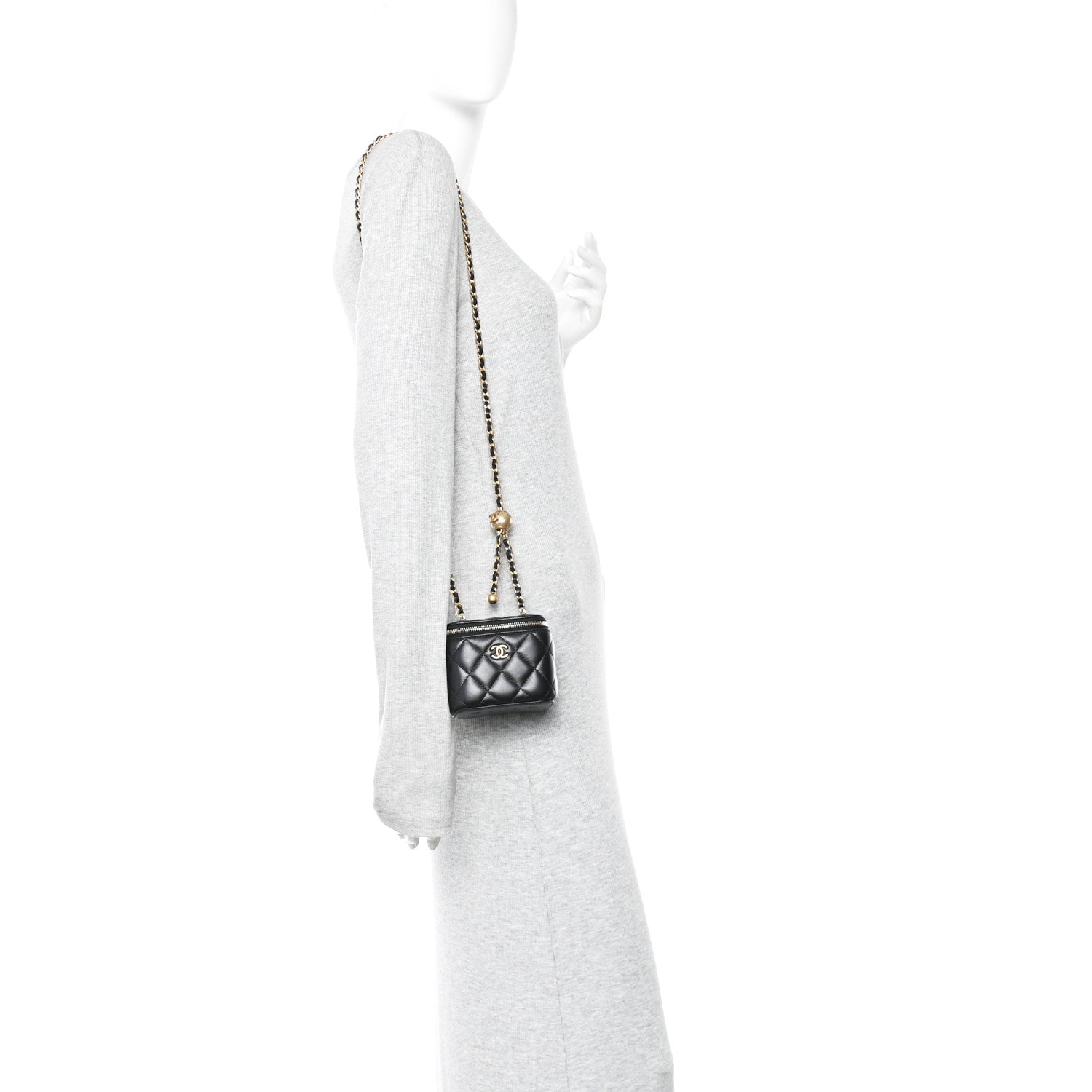 Lambskin Quilted Mini Pearl Crush Vanity Case With Chain Black