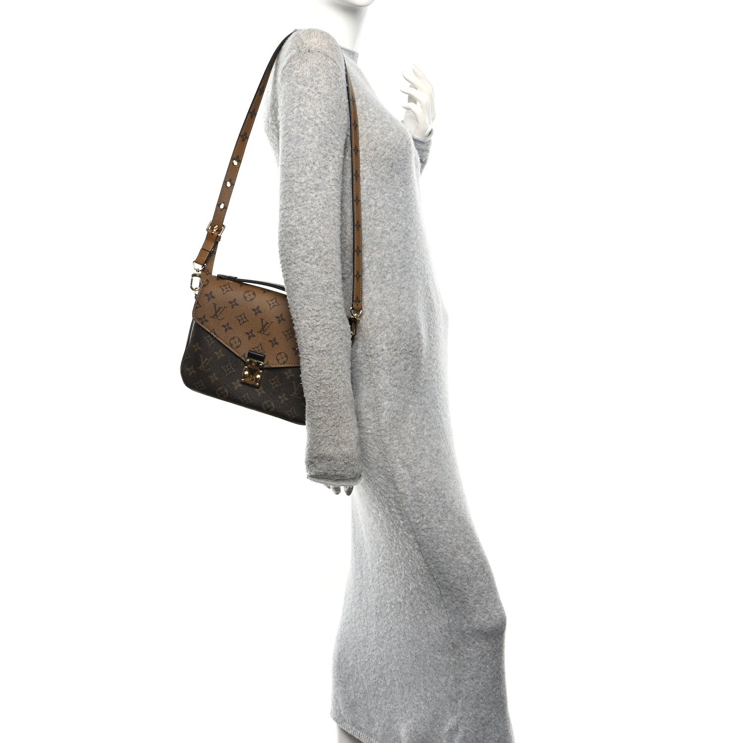 Reverse Monogram Pochette Metis