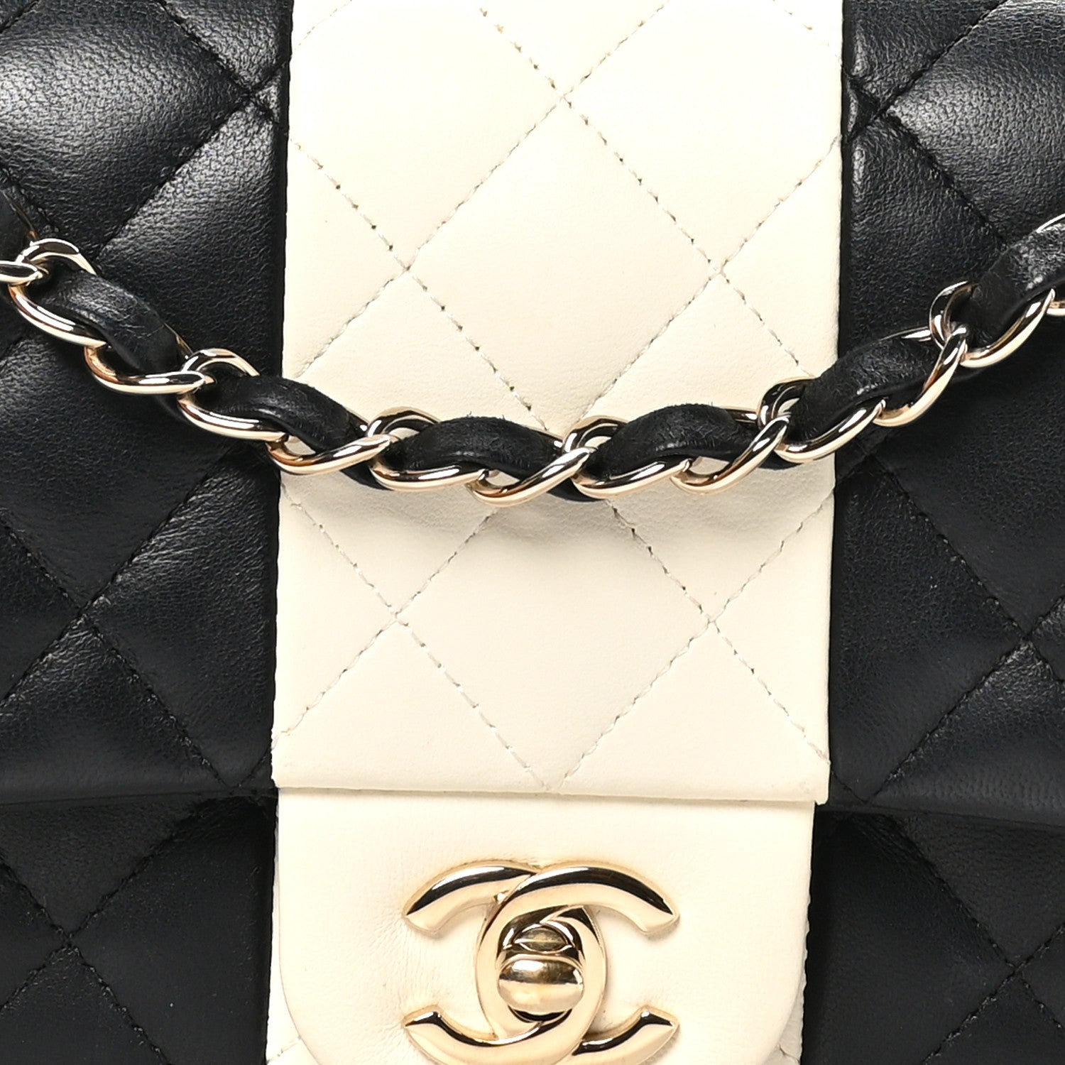 Lambskin Quilted Medium Double Flap Black White