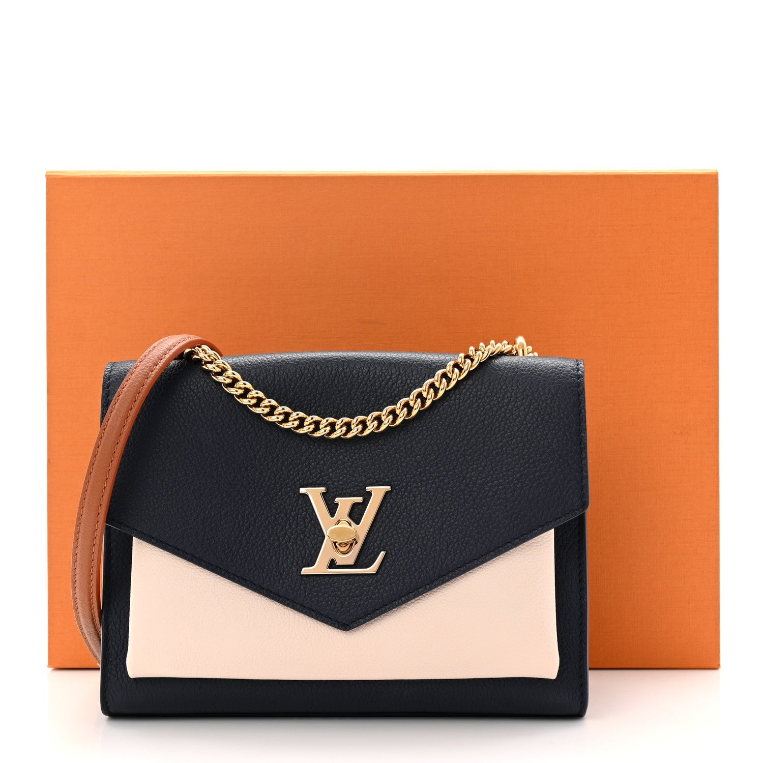 Soft Calfskin Mylockme Chain Bag BB Navy