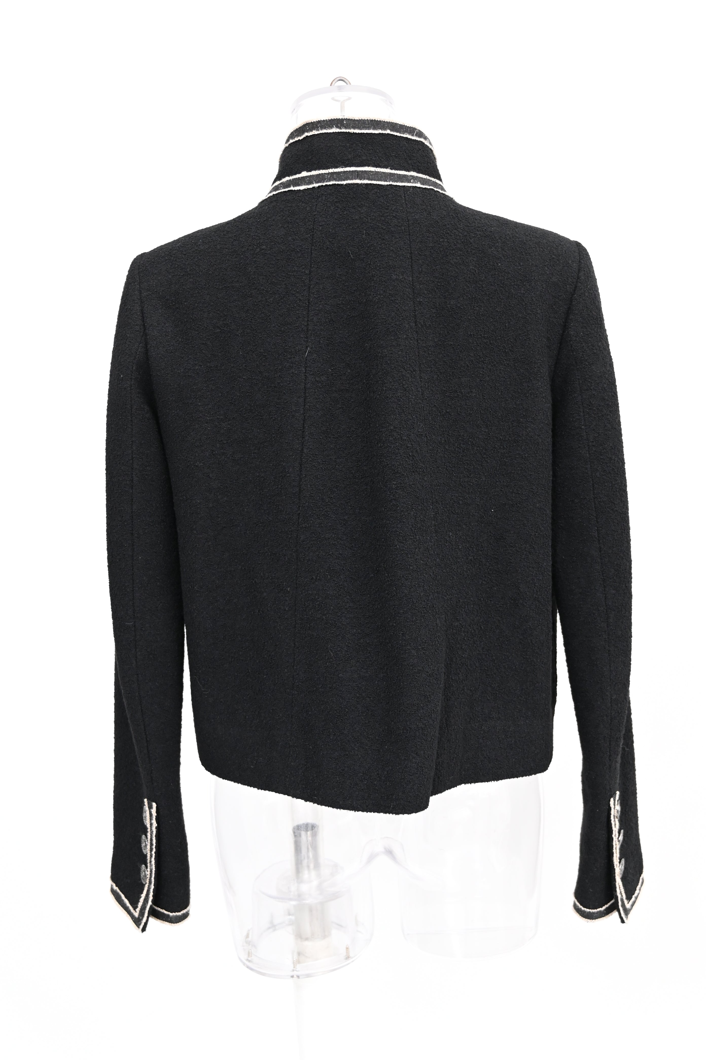 Women's Chanel 14C Tweed Blazer with Pockets in Black Wool