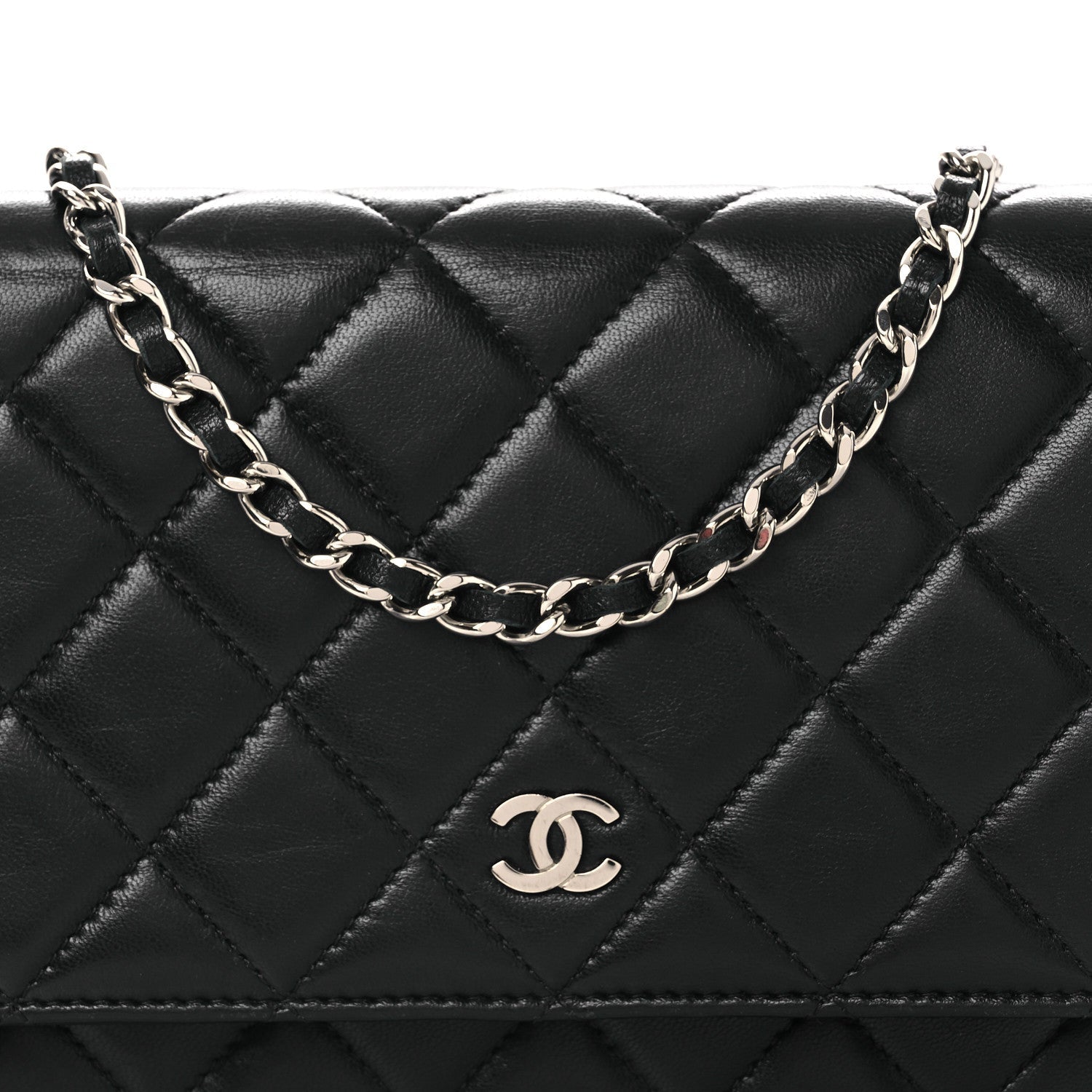 Lambskin Quilted Wallet On Chain WOC Black
