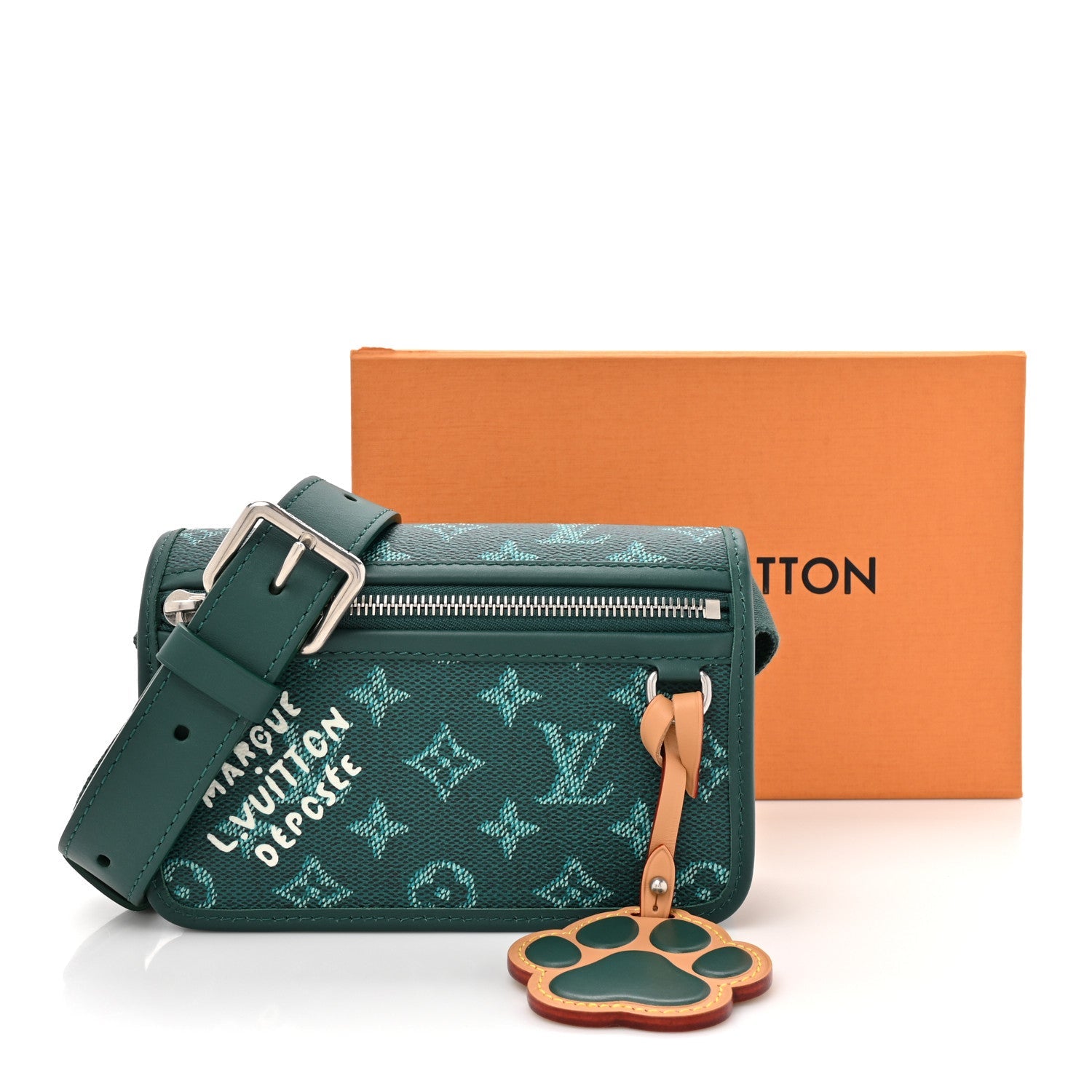 Monogram Heritage Bosphore Wearable Wallet Green