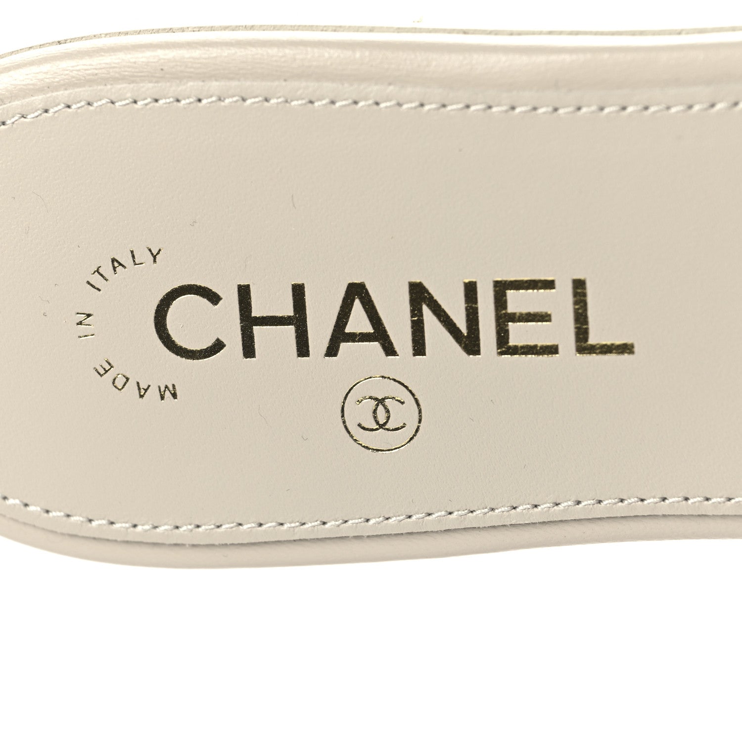 Lambskin Quilted Turnlock Flat Mules 39 Light Grey