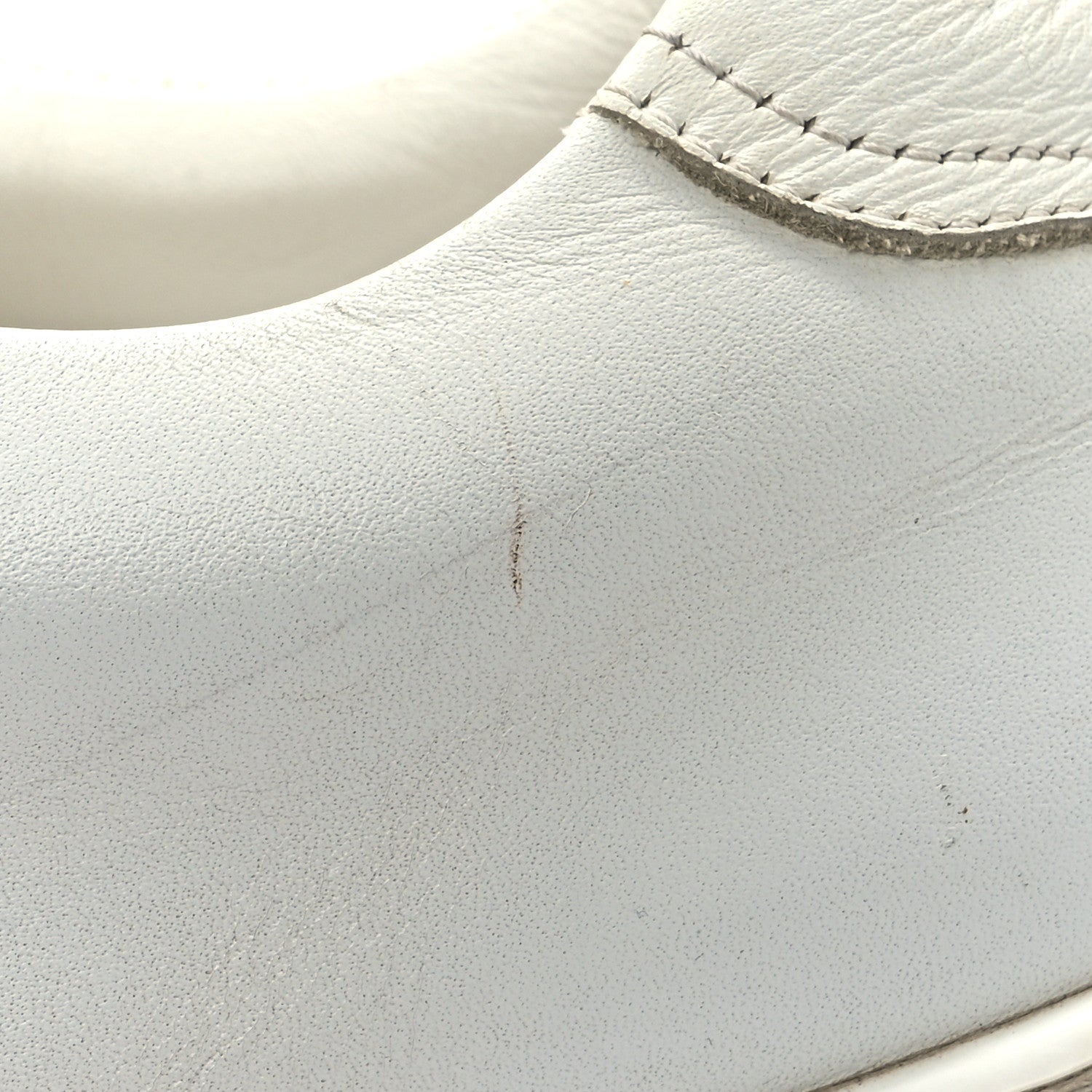 Calfskin Womens Advantage Sneakers 37 White