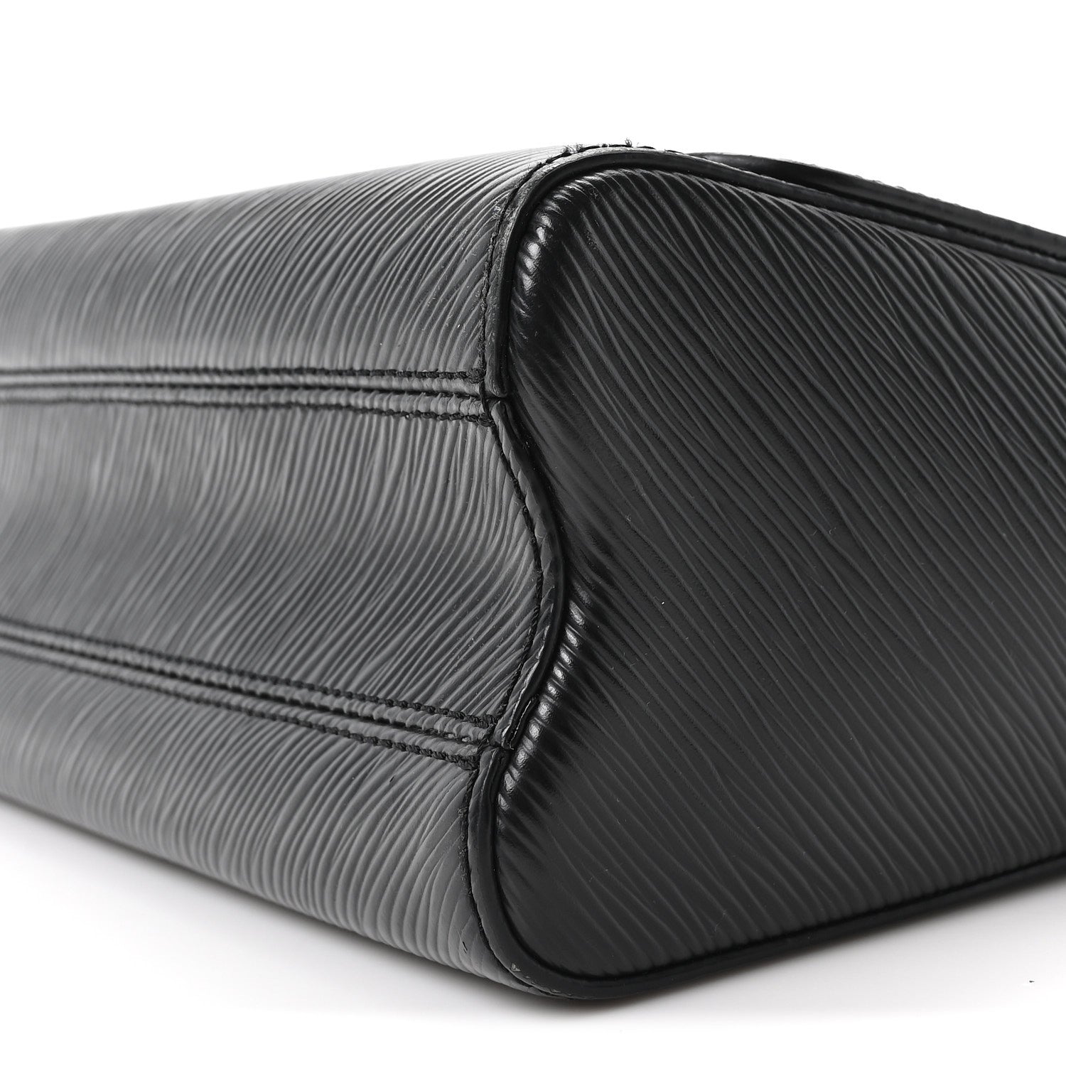 Epi Twist Shoulder Bag MM Black