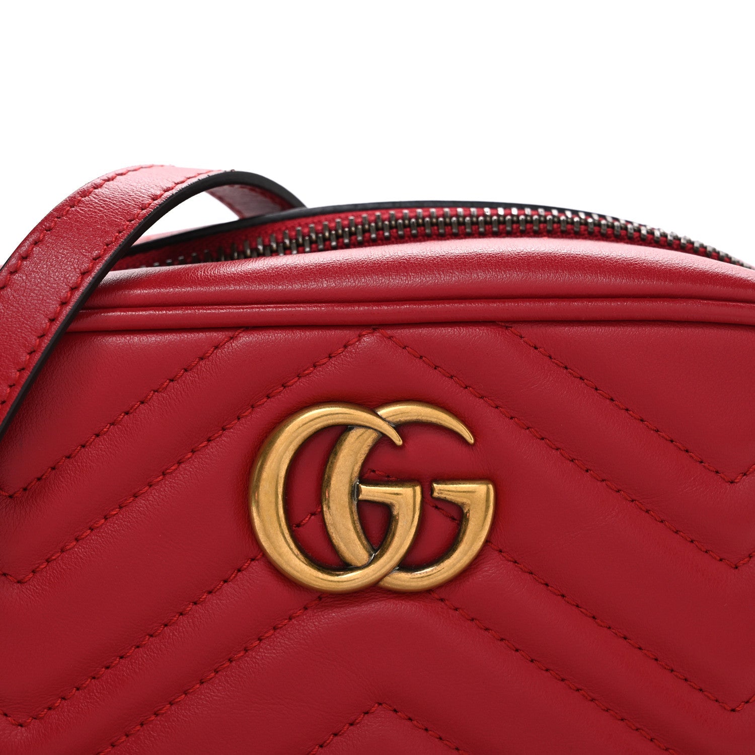 Calfskin Matelasse Mini GG Marmont Chain Shoulder Bag Hibiscus Red