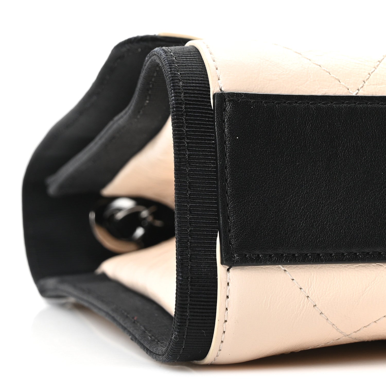 Aged Calfskin Grosgrain Quilted Chain CC Flap Ivory Black