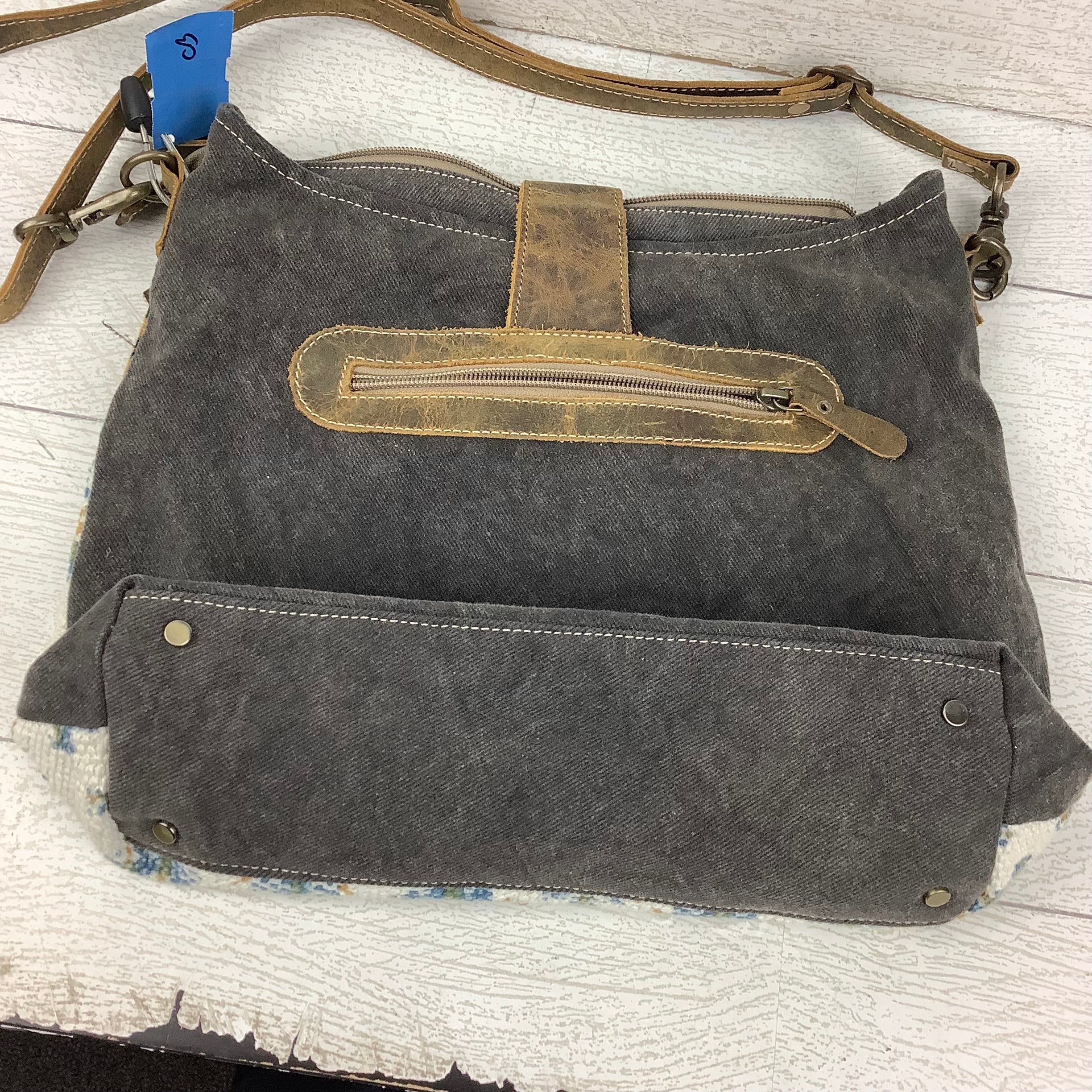 Crossbody By Myra, Size: Medium