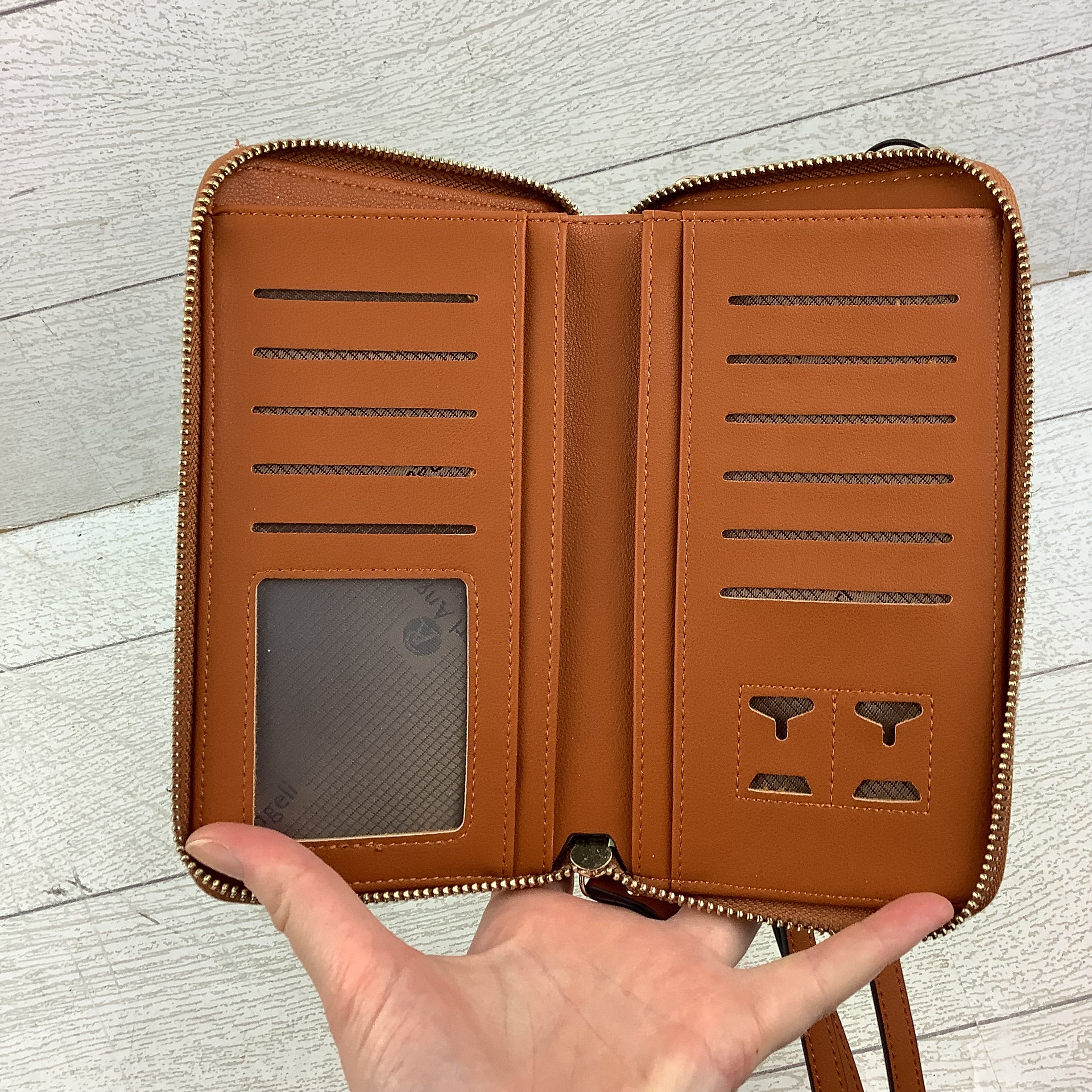 Crossbody By Clothes Mentor, Size: Small