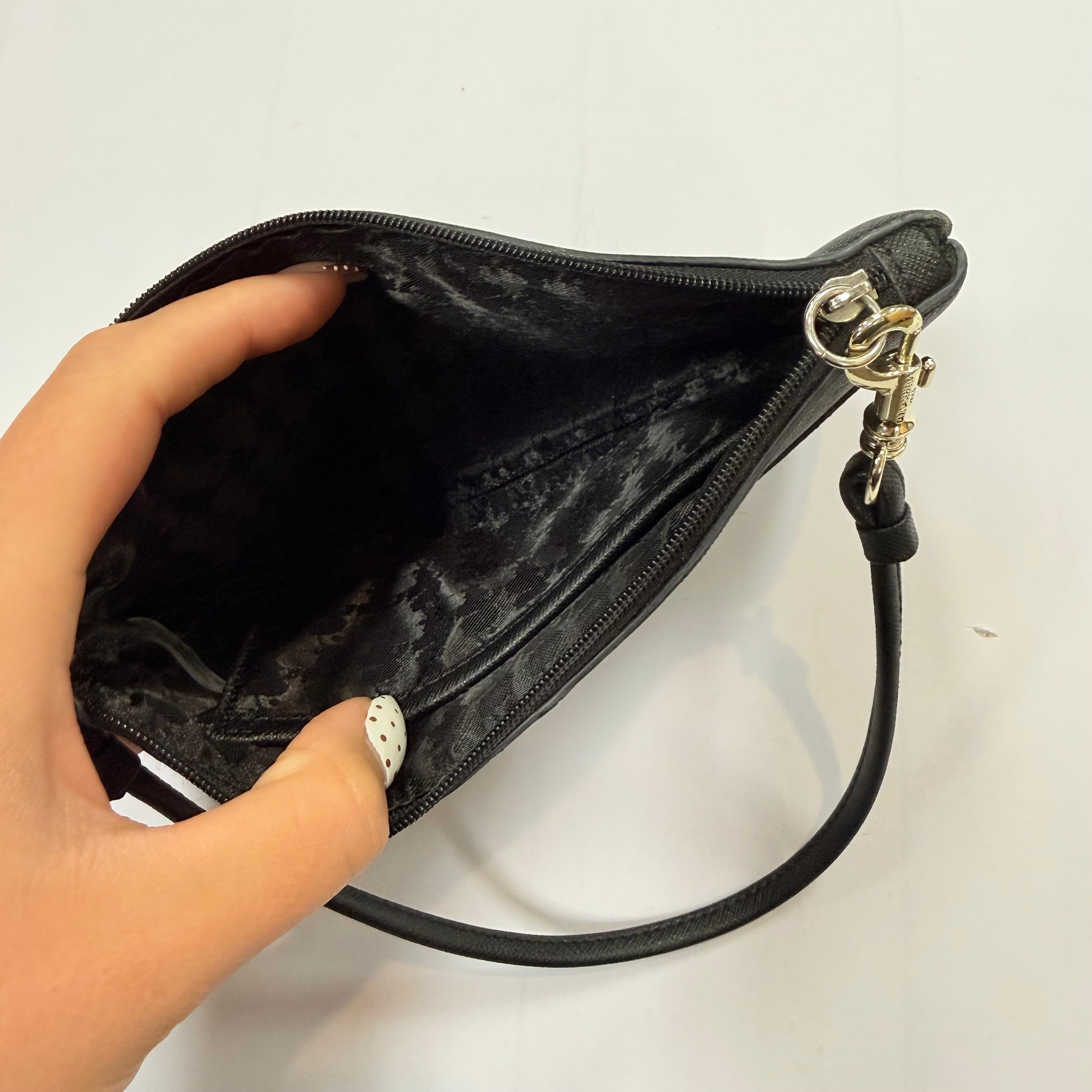 Wristlet Designer By Karl Lagerfeld, Size: Medium