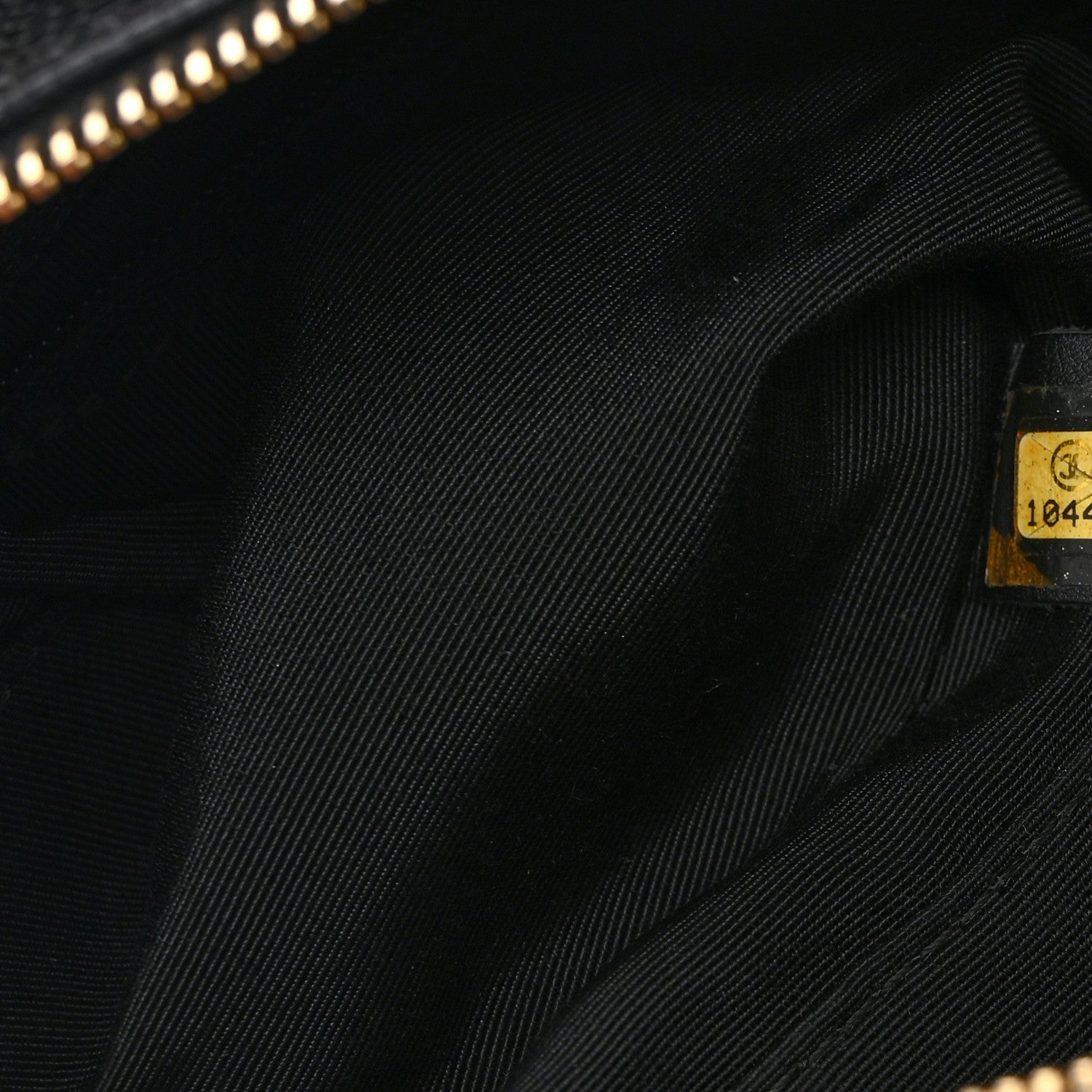 Caviar Quilted Petit Timeless Tote PTT Black